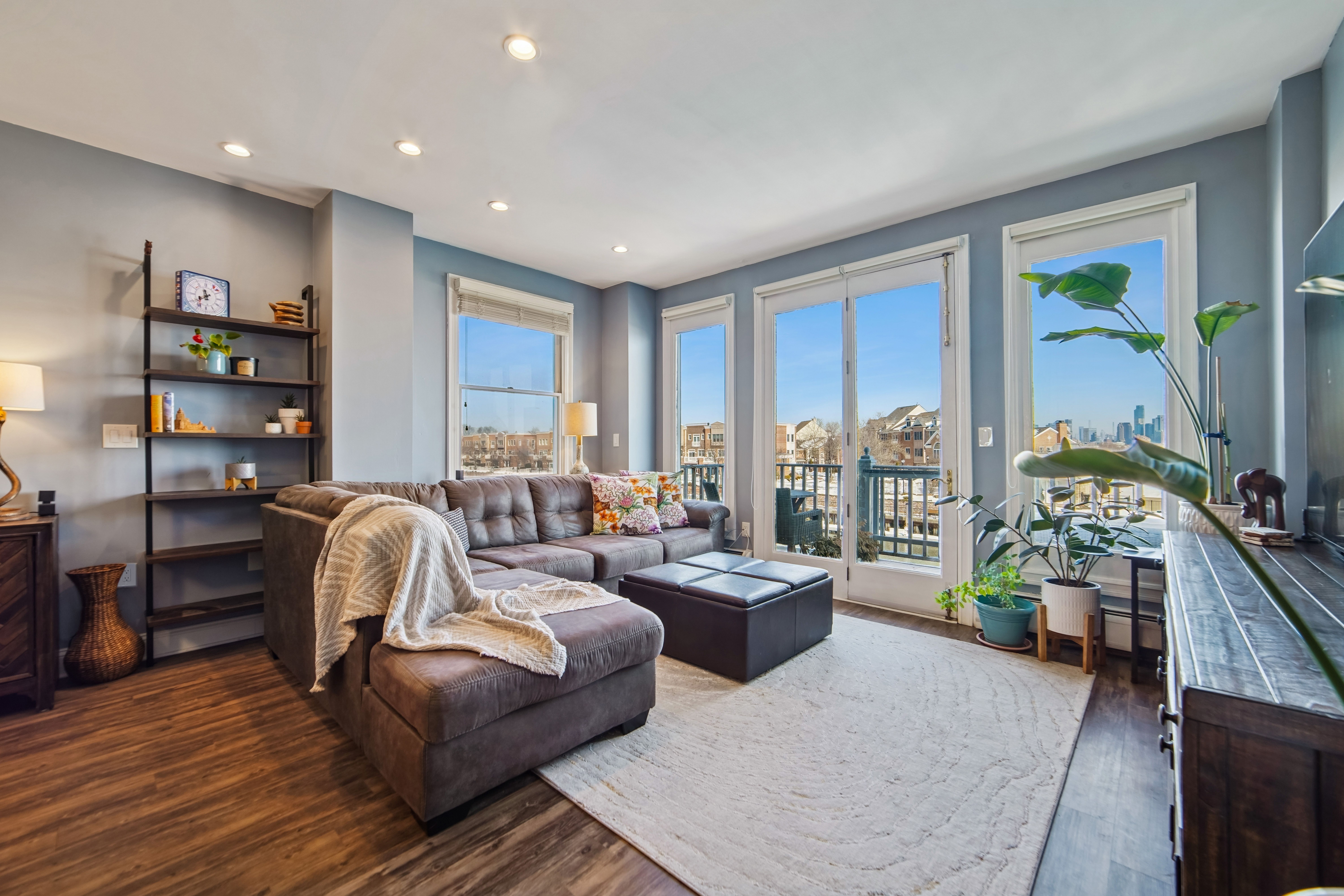 109 Shearwater Court East Unit 22
