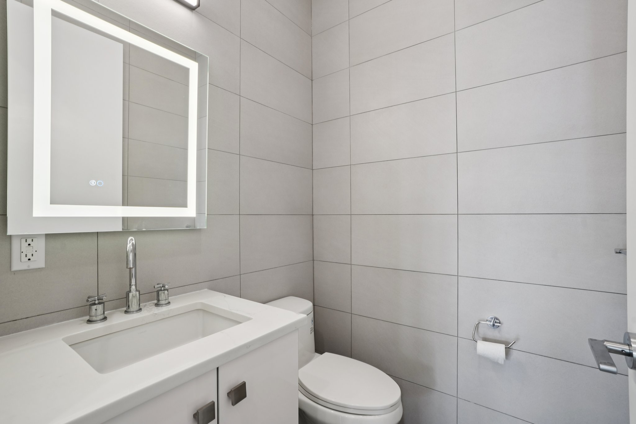 714 Undercliff Unit# 714