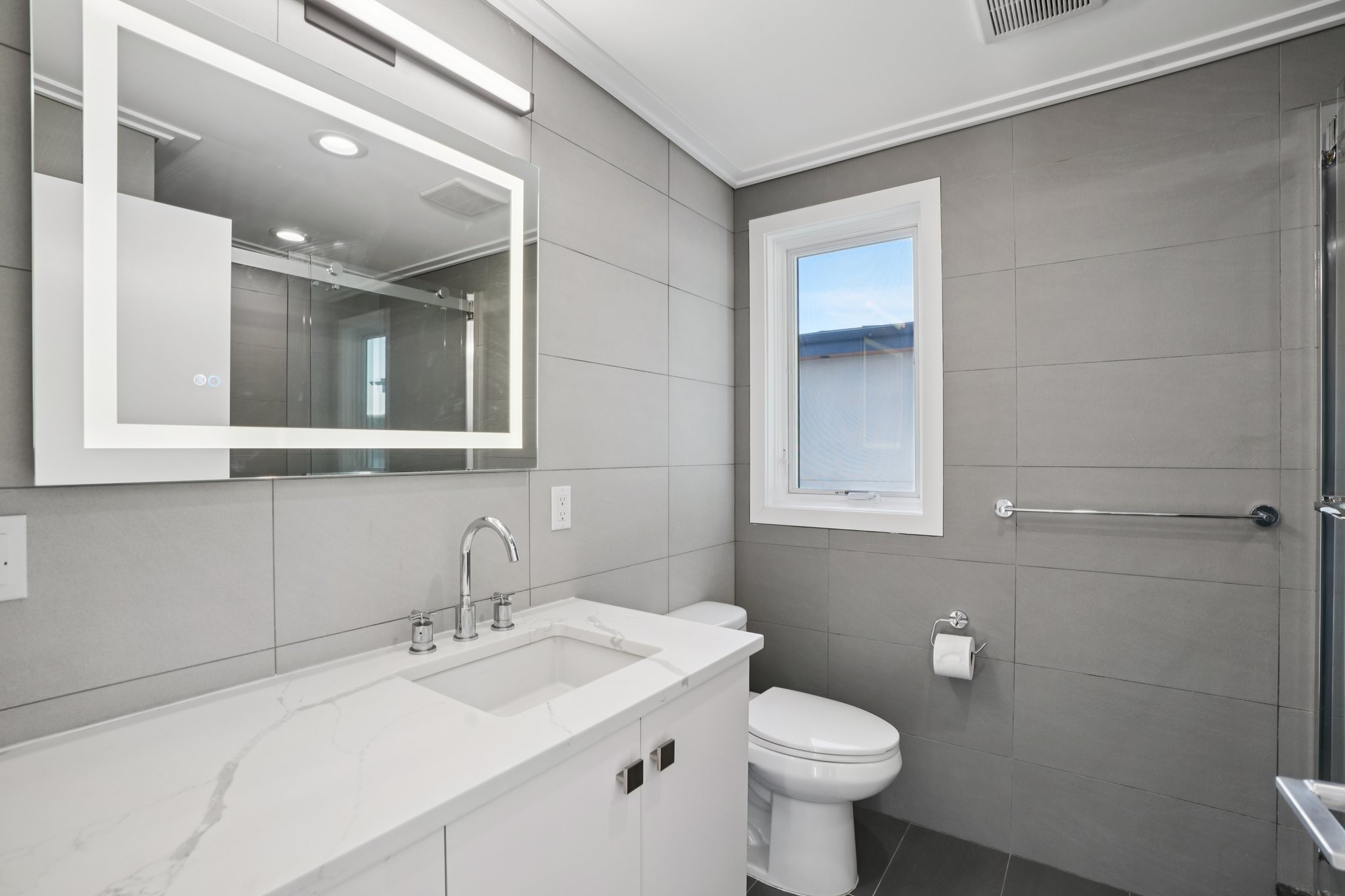 714 Undercliff Unit# 714