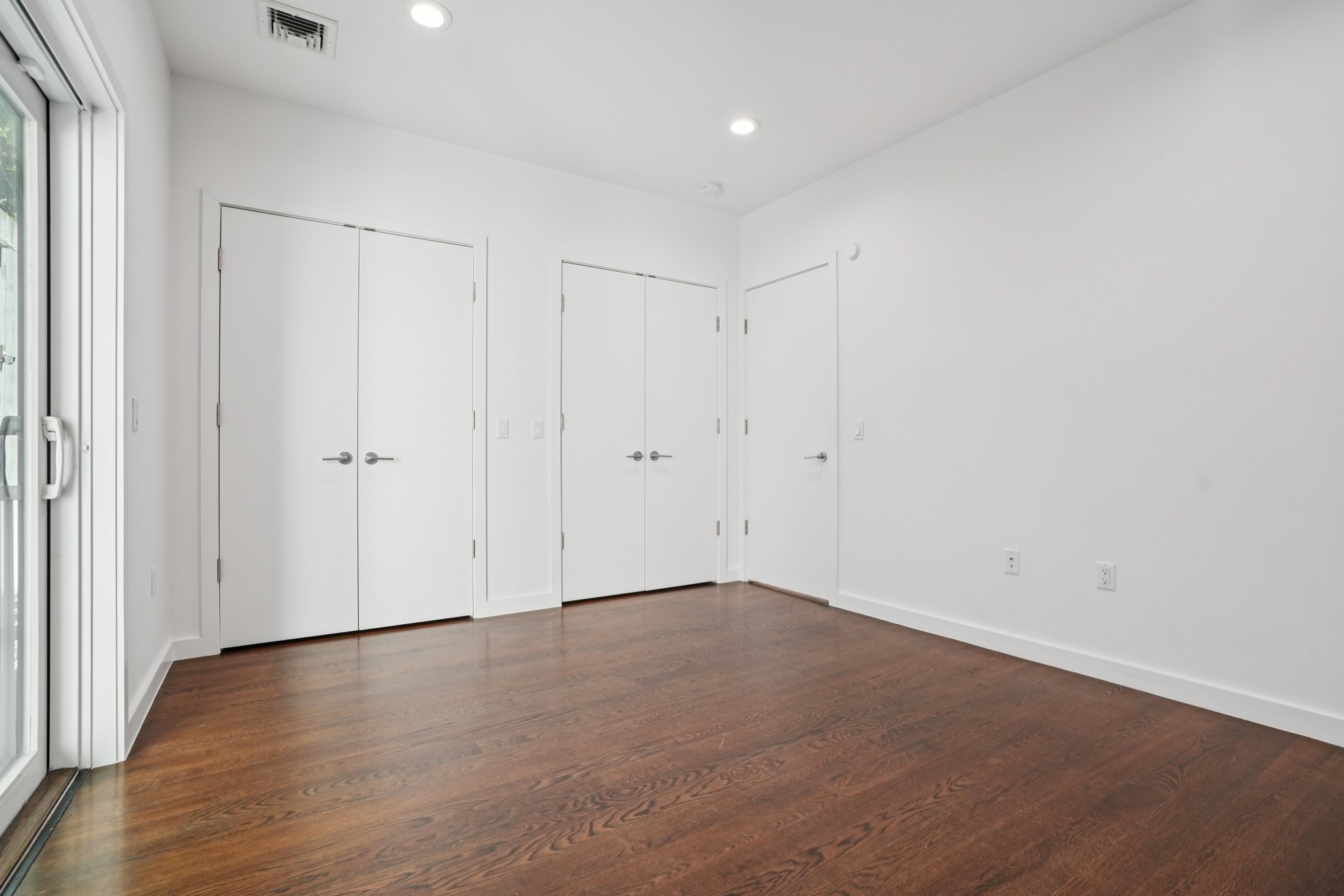 716 Undercliff Avenue Unit# 716