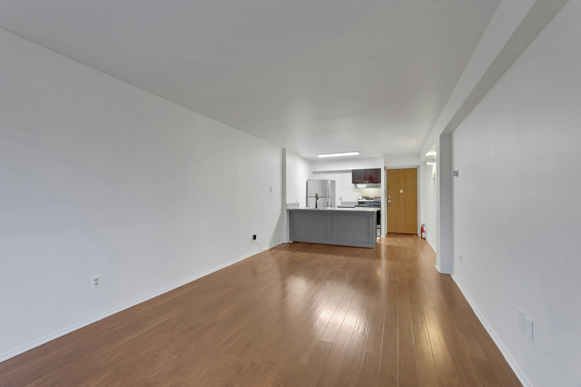 333 Grand Avenue 4E