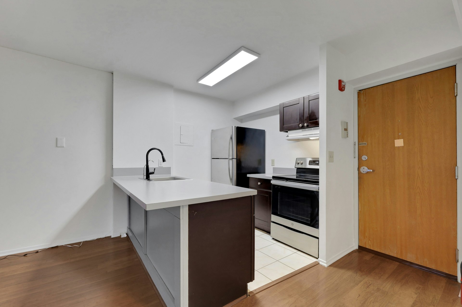 333 Grand Avenue 4E
