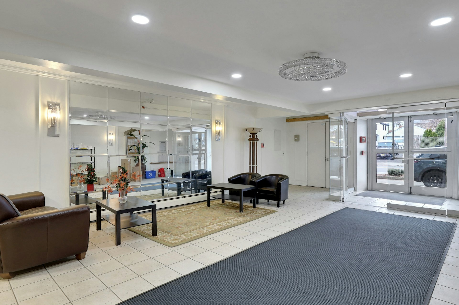 333 Grand Avenue 4E