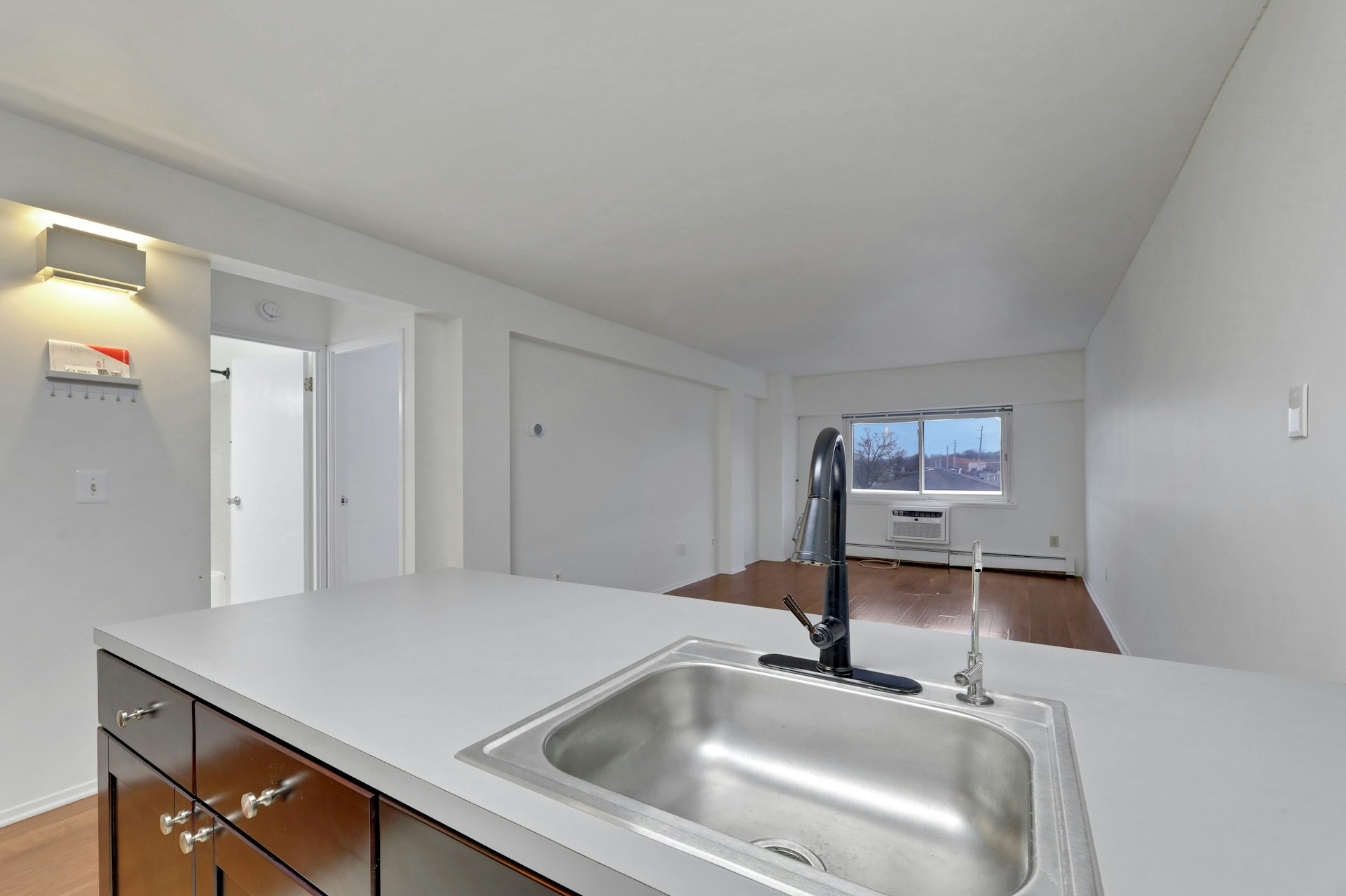 333 Grand Avenue 4E