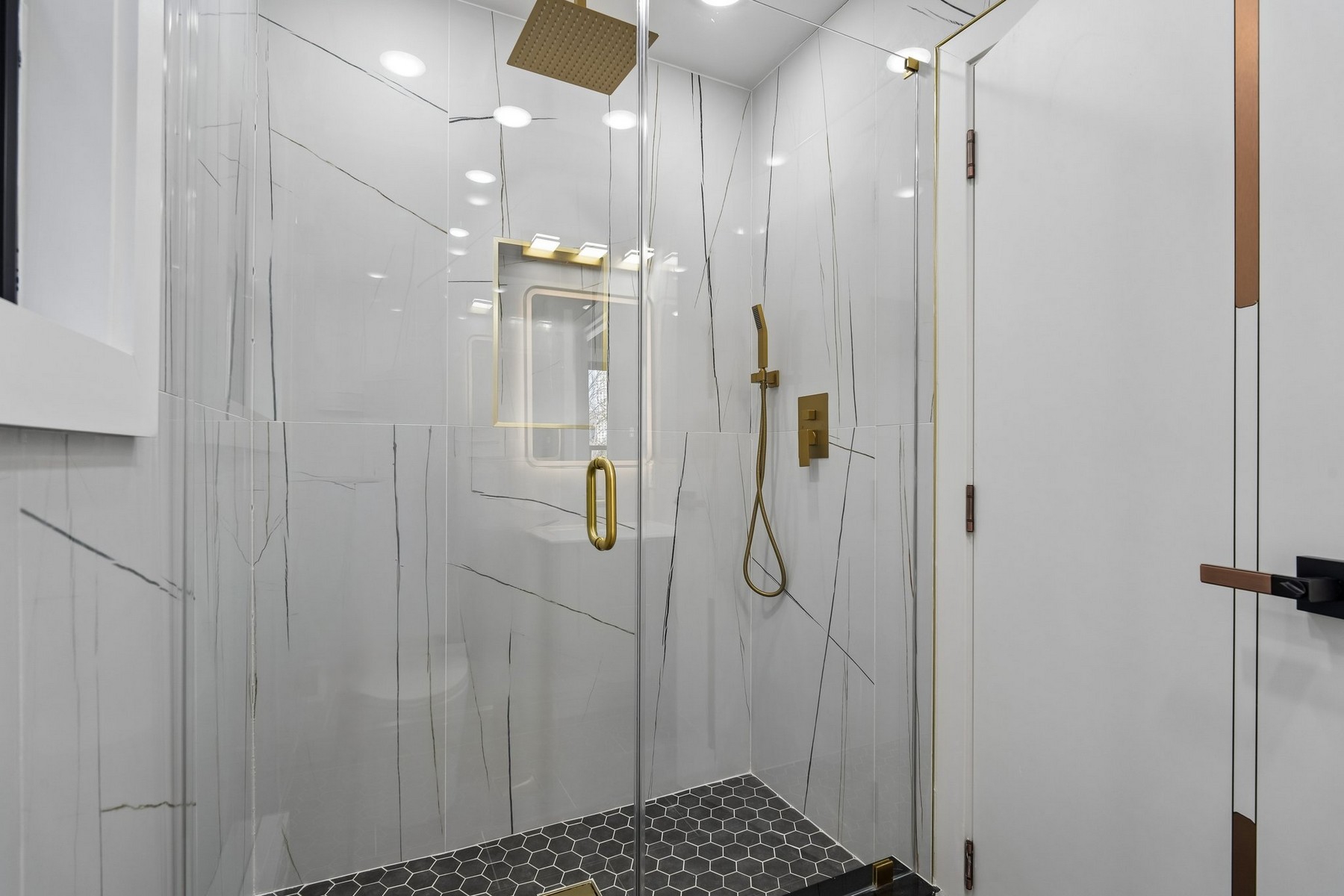 6 Elizabeth St Unit# A