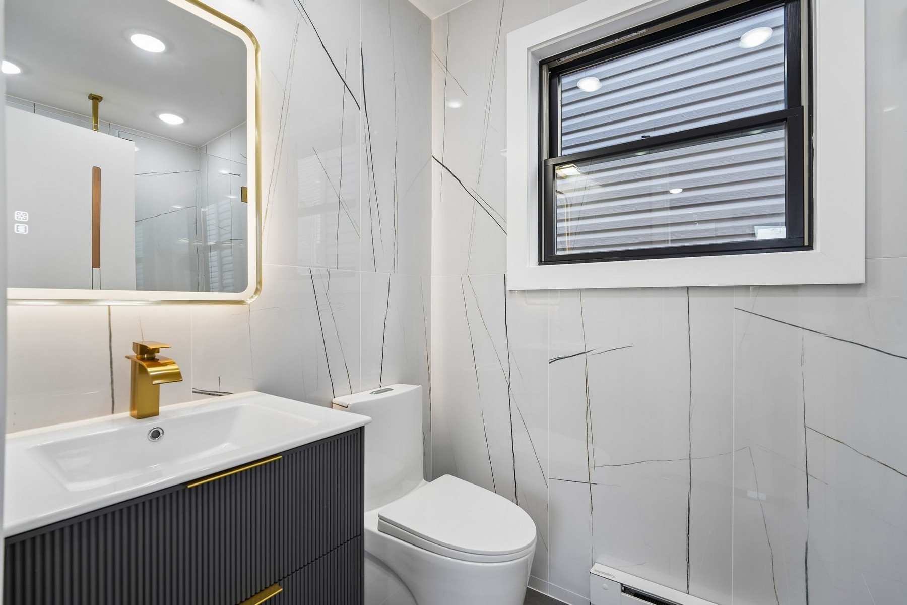 6 Elizabeth St Unit# A