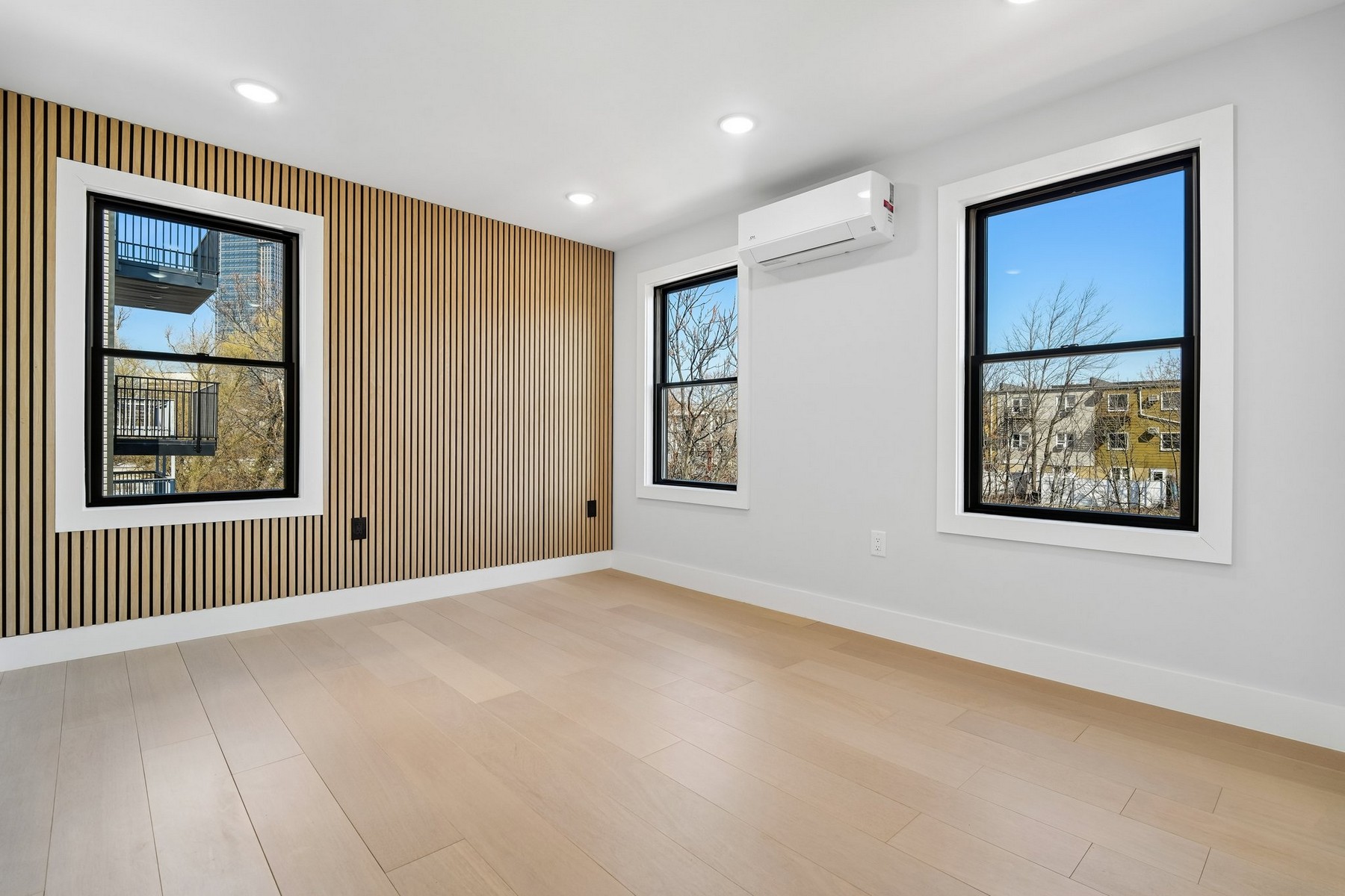6 Elizabeth St Unit# A