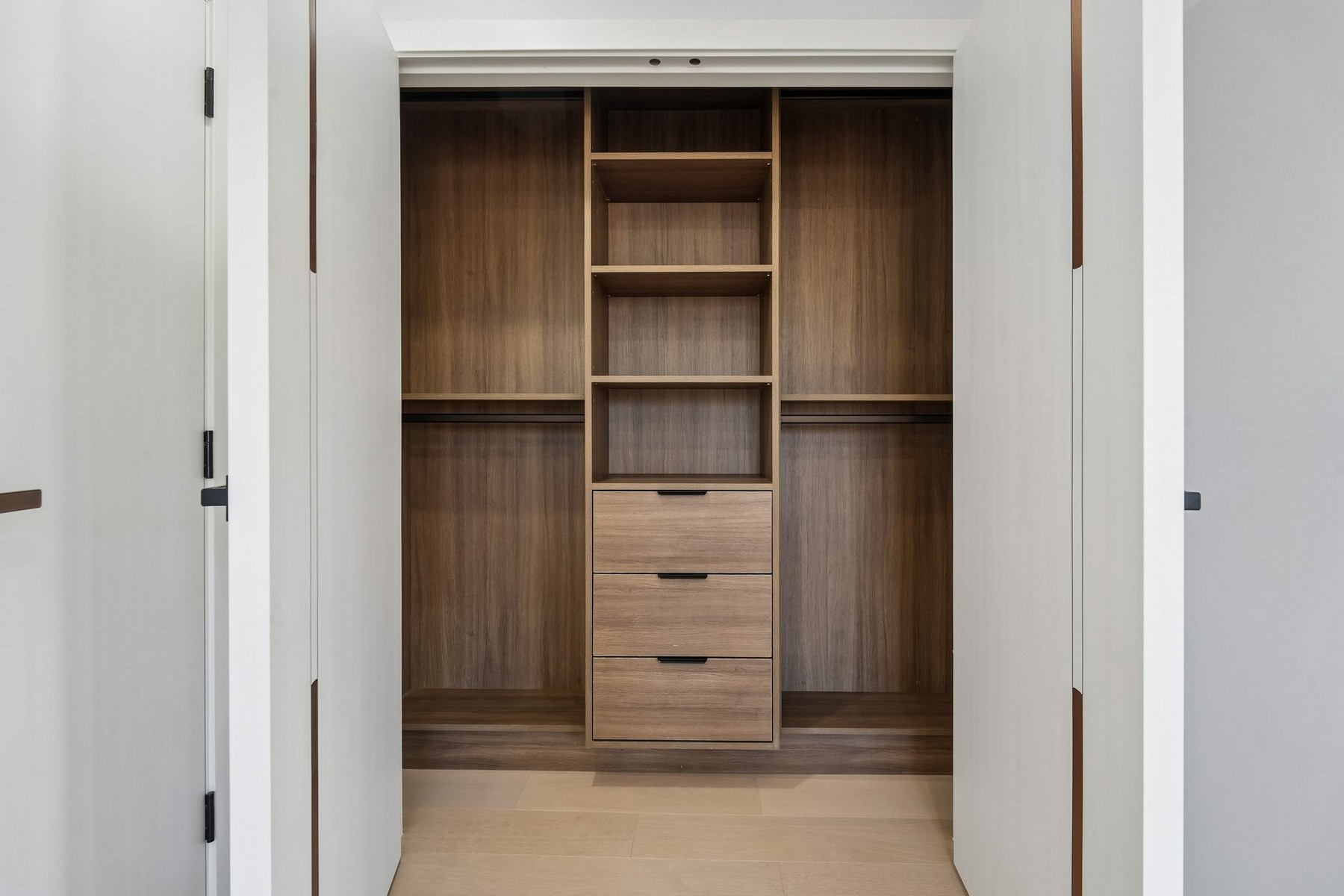 6 Elizabeth St Unit# A
