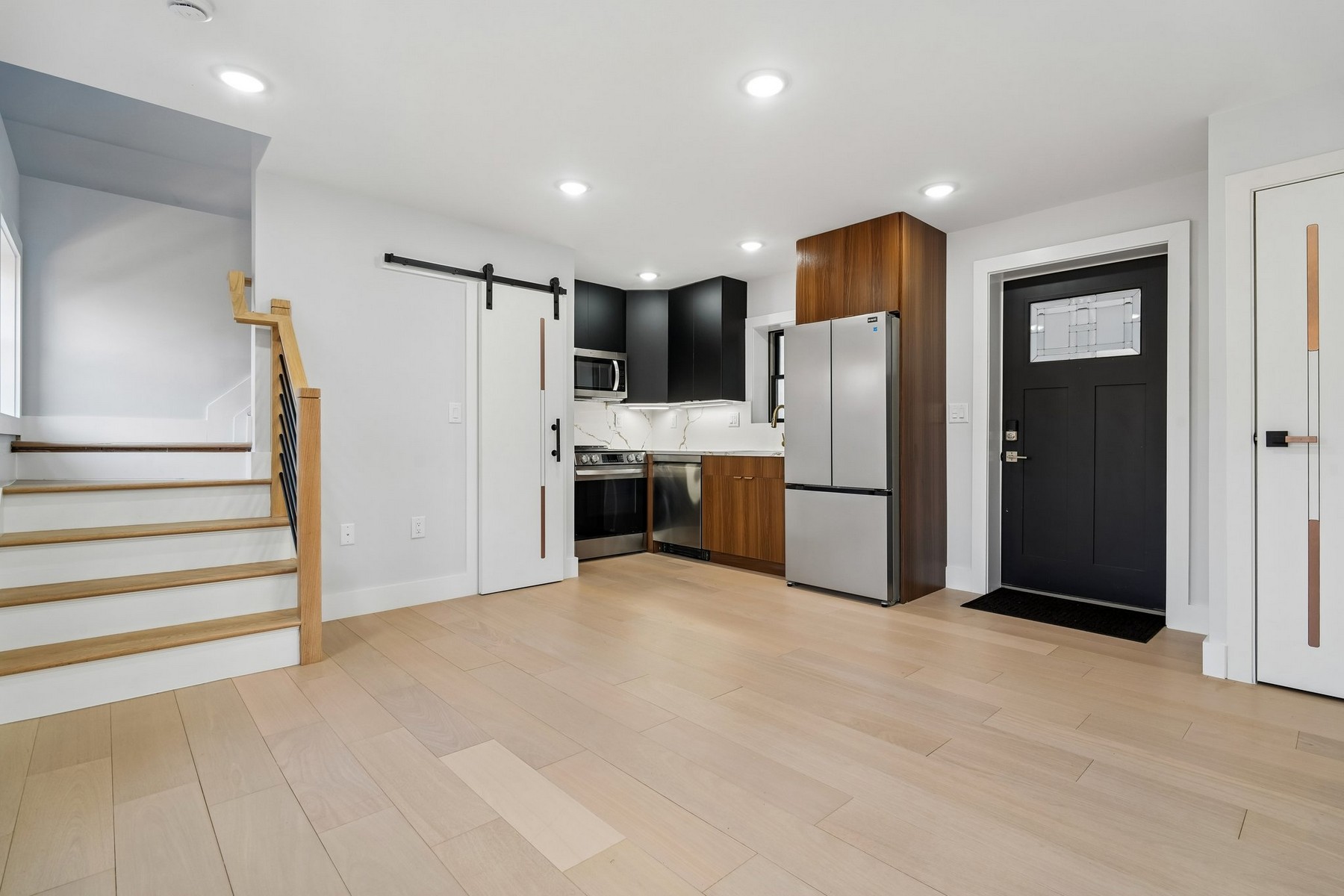 6 Elizabeth St Unit# A