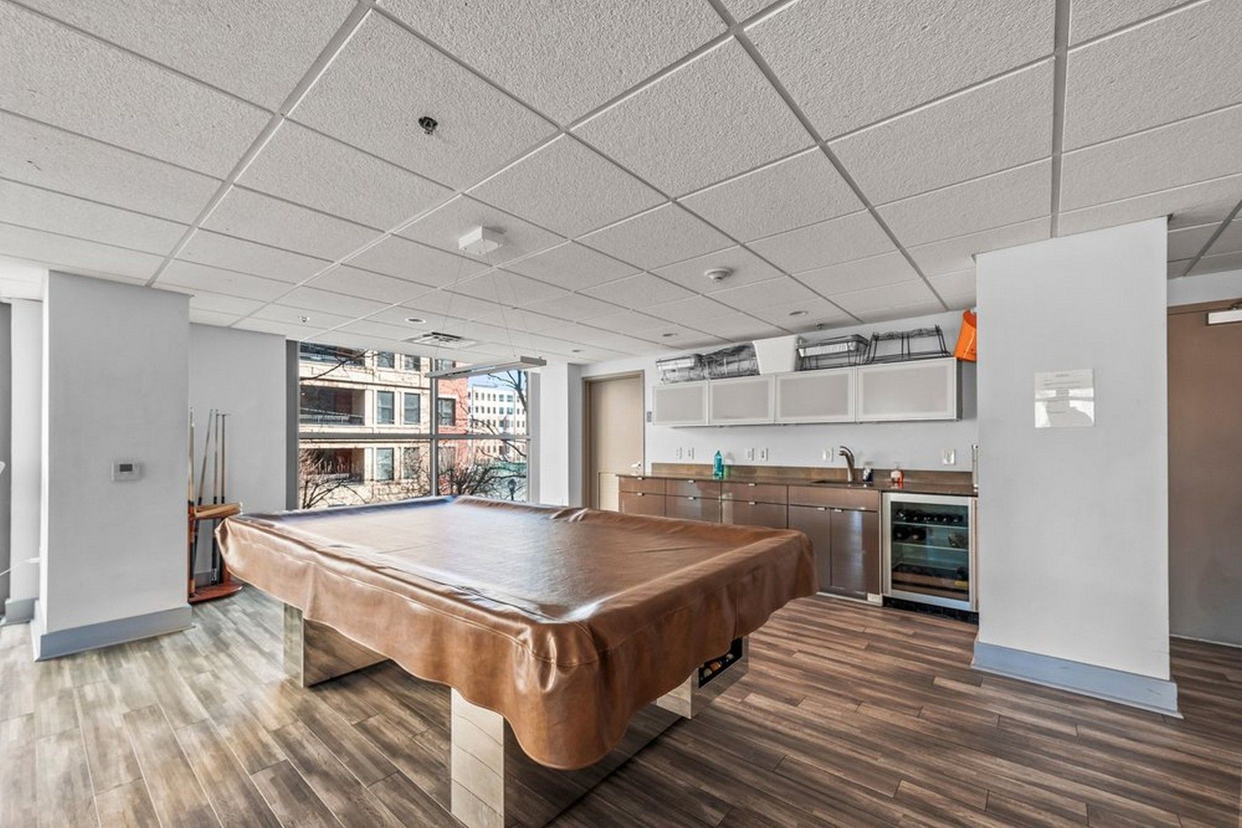 800 Jackson St Unit# 707