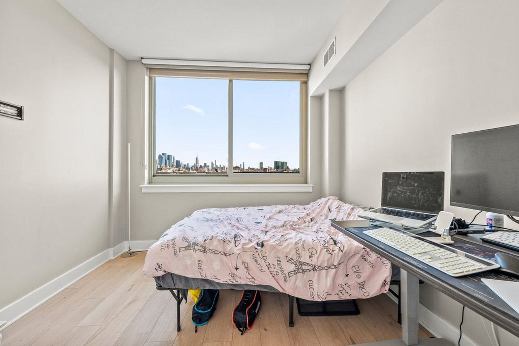 800 Jackson St Unit# 707