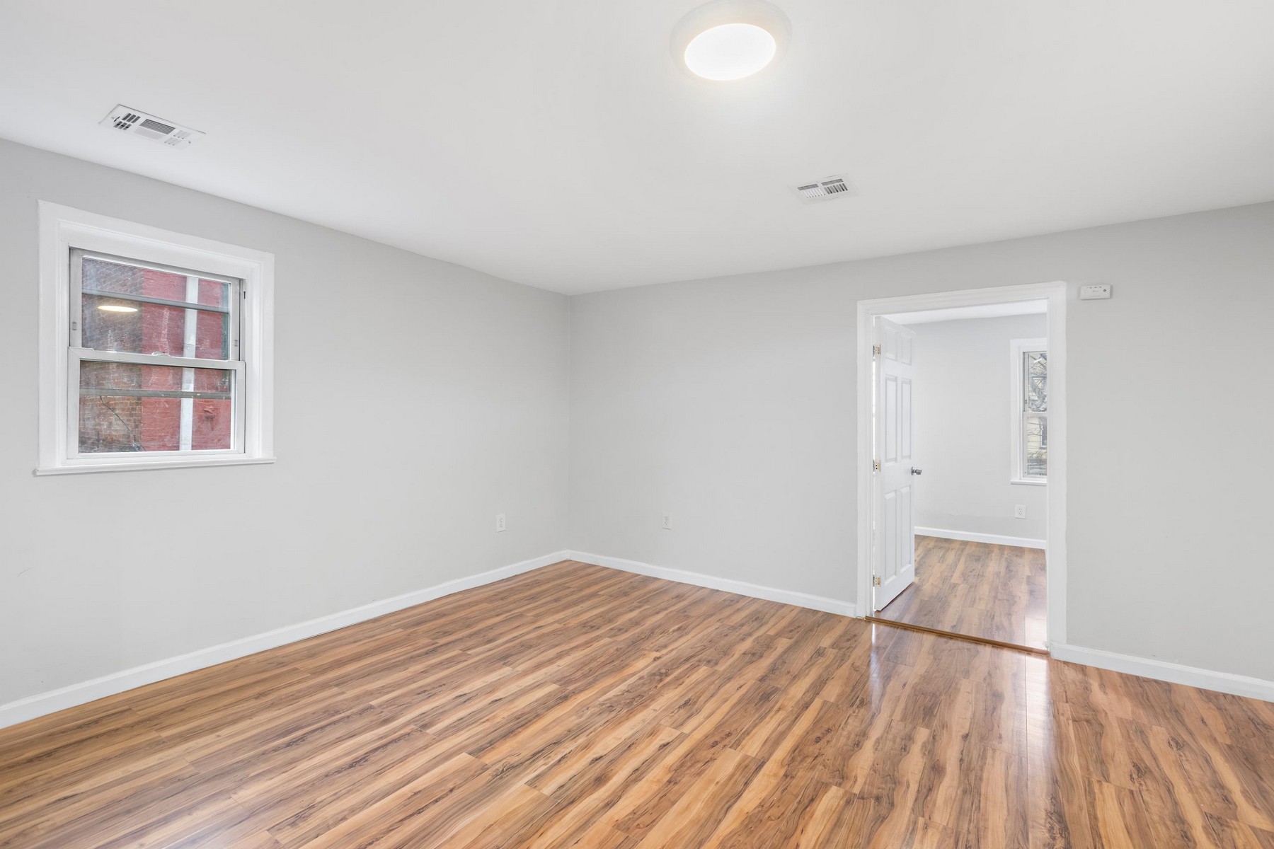 72 Mcadoo Ave Unit# 2