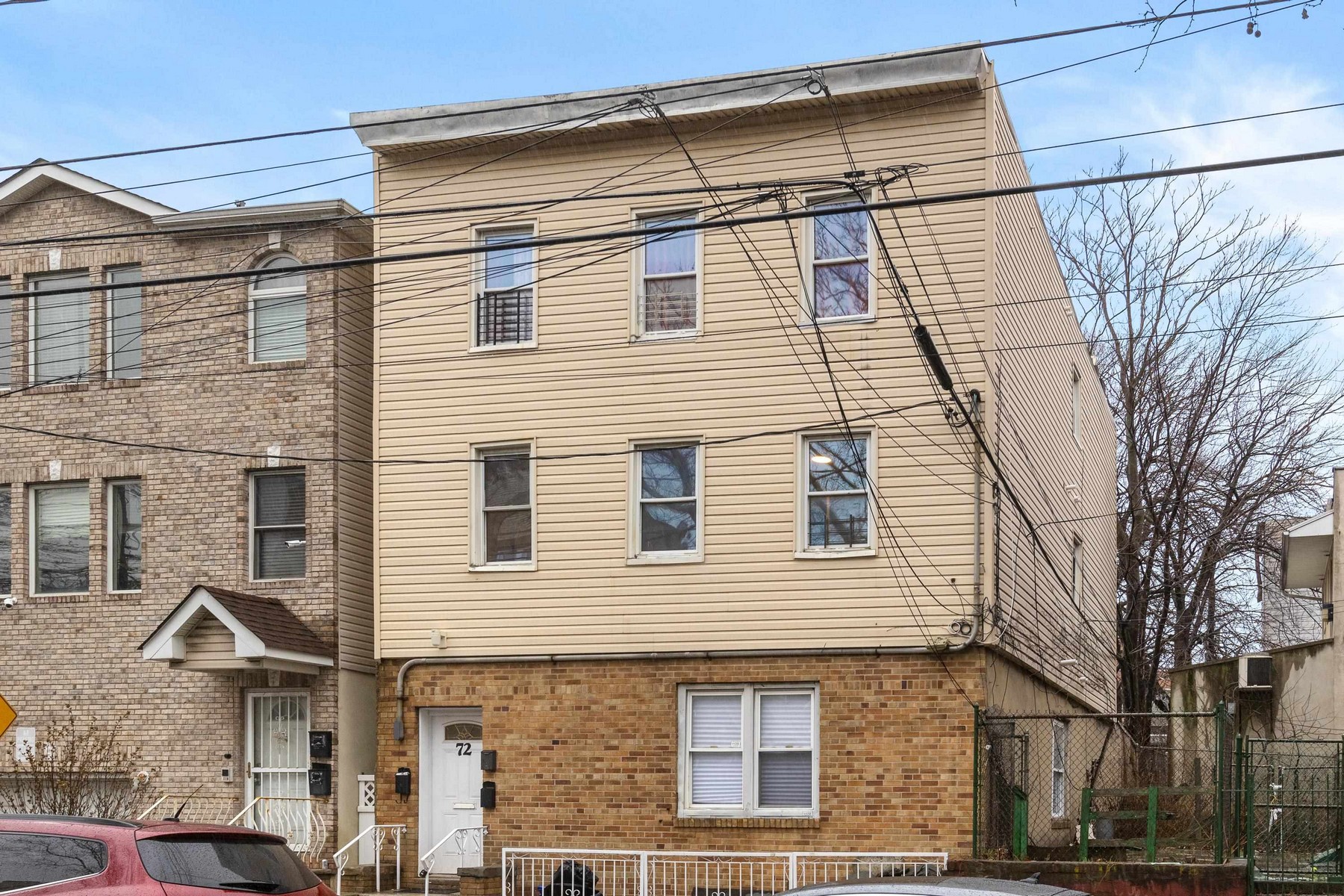 72 Mcadoo Ave Unit# 2