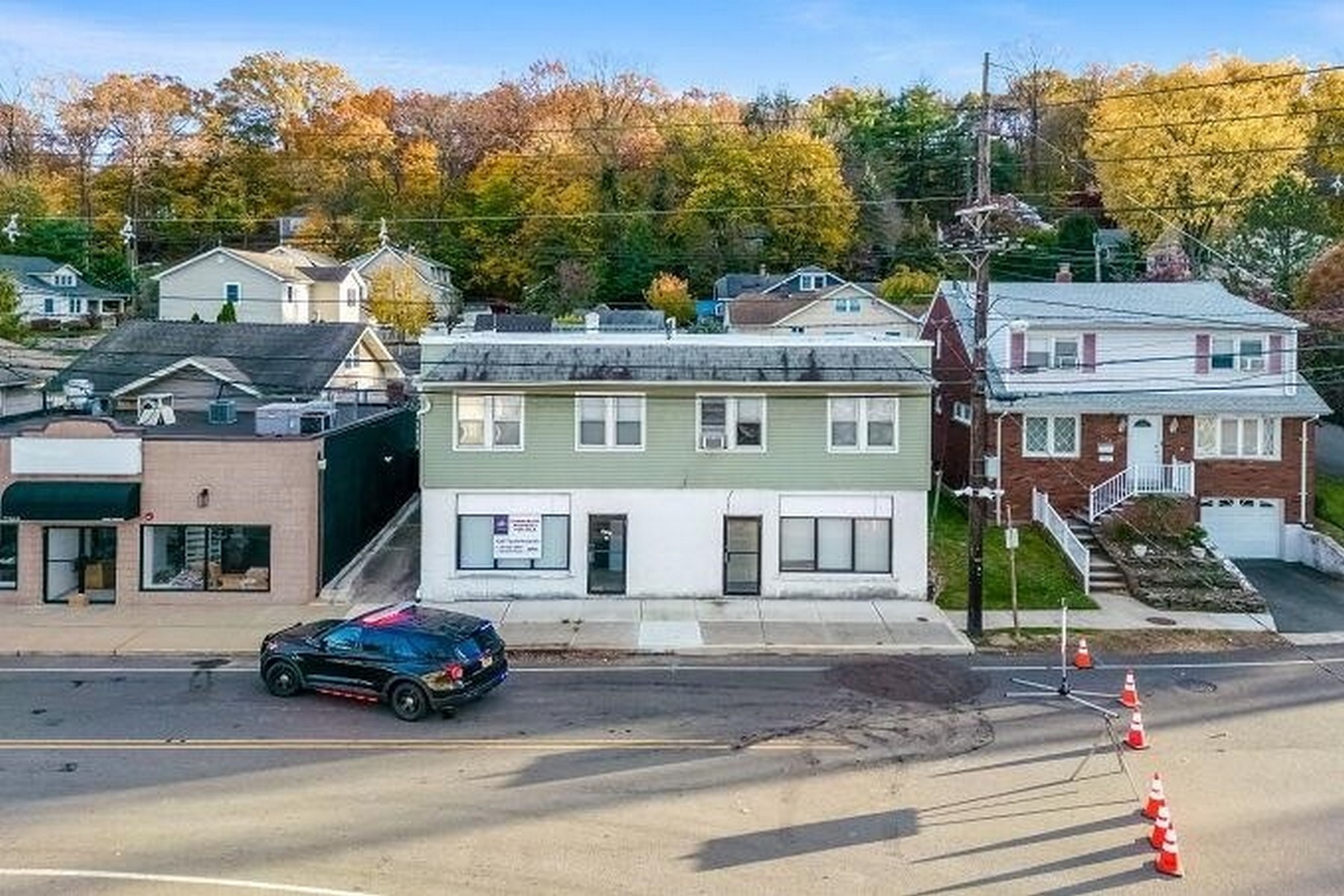 715 Main Street 