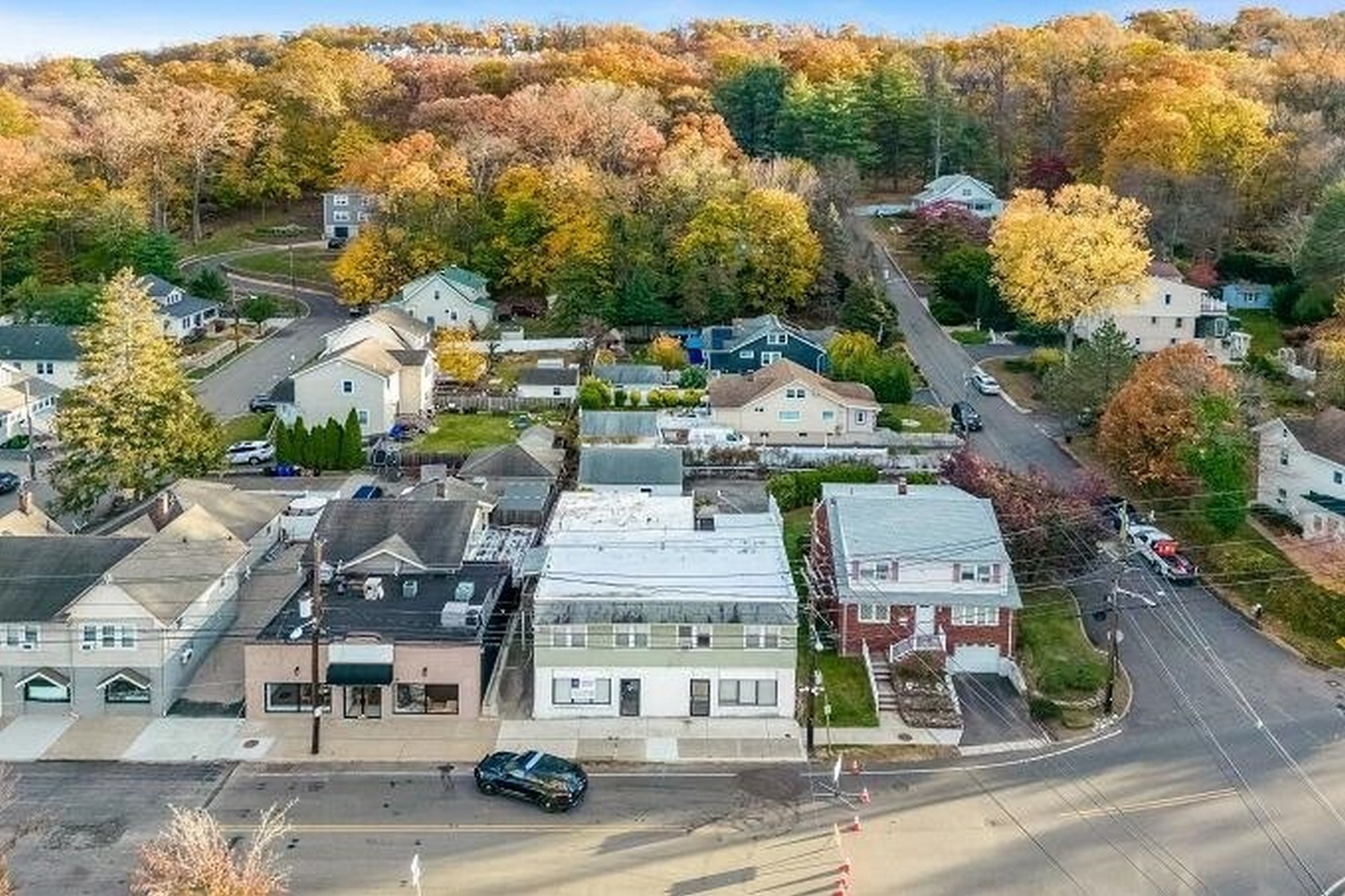 715 Main Street 
