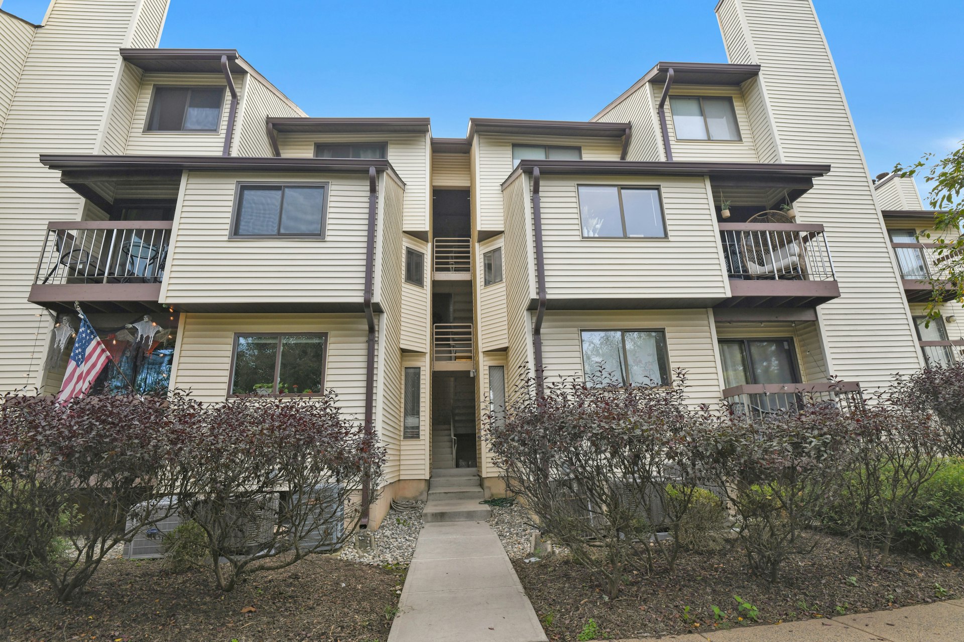 3011 Revere Court