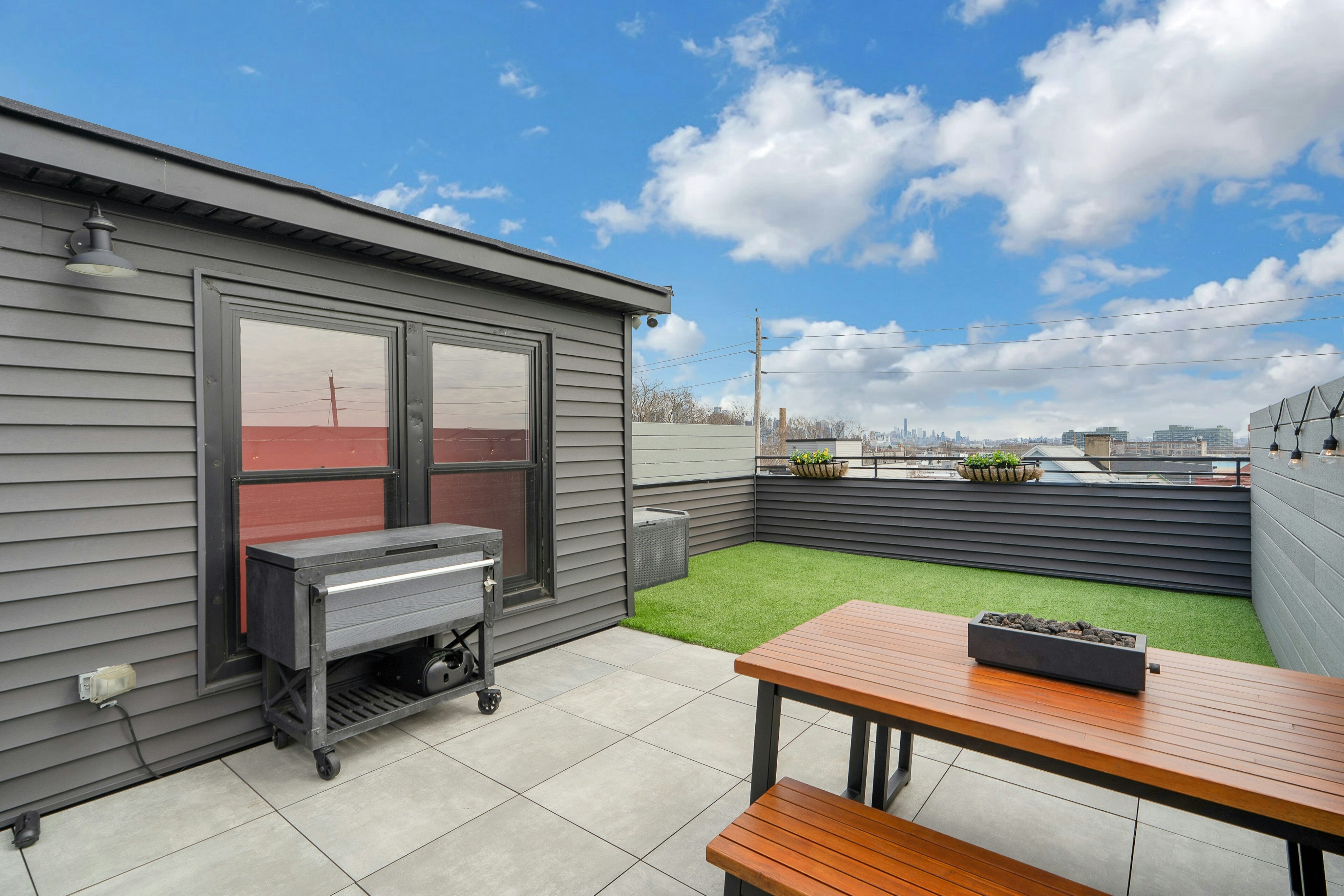 305 Arlington Avenue Unit 2