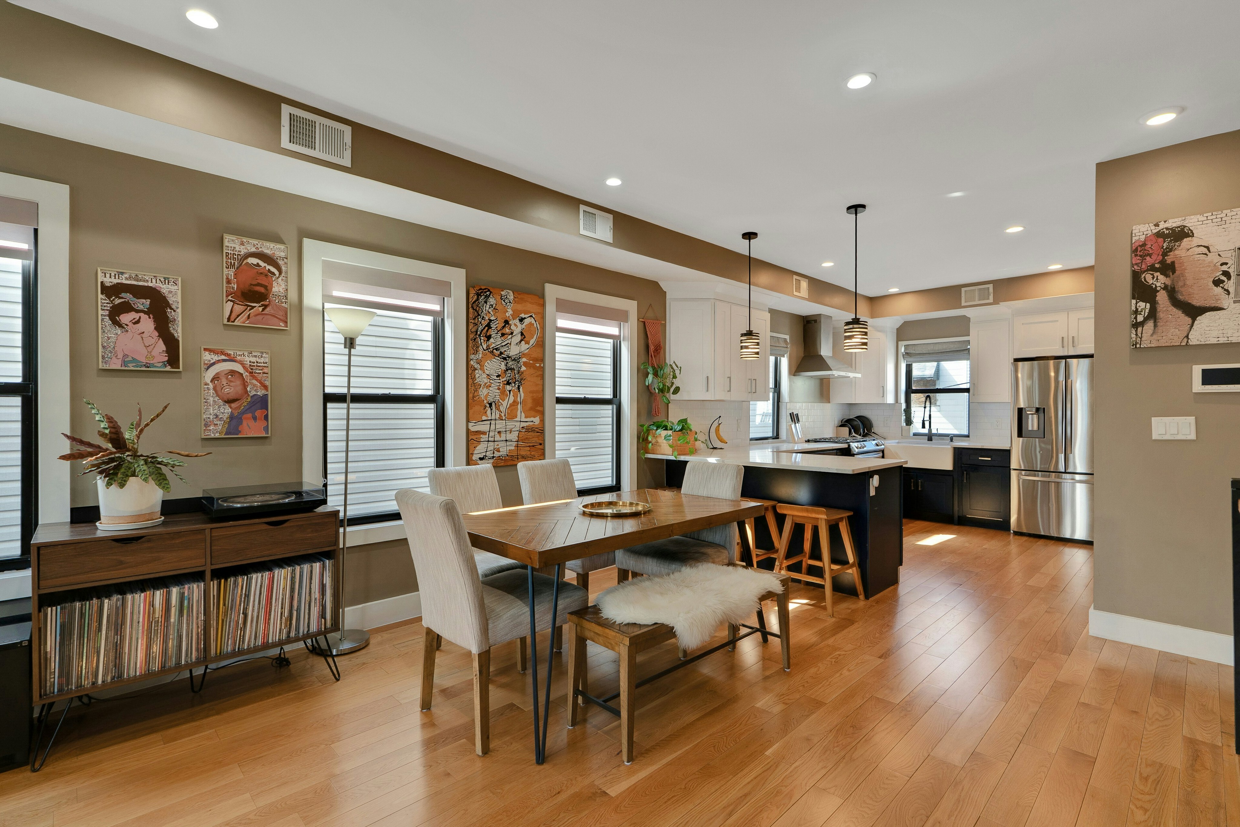 305 Arlington Avenue Unit 2