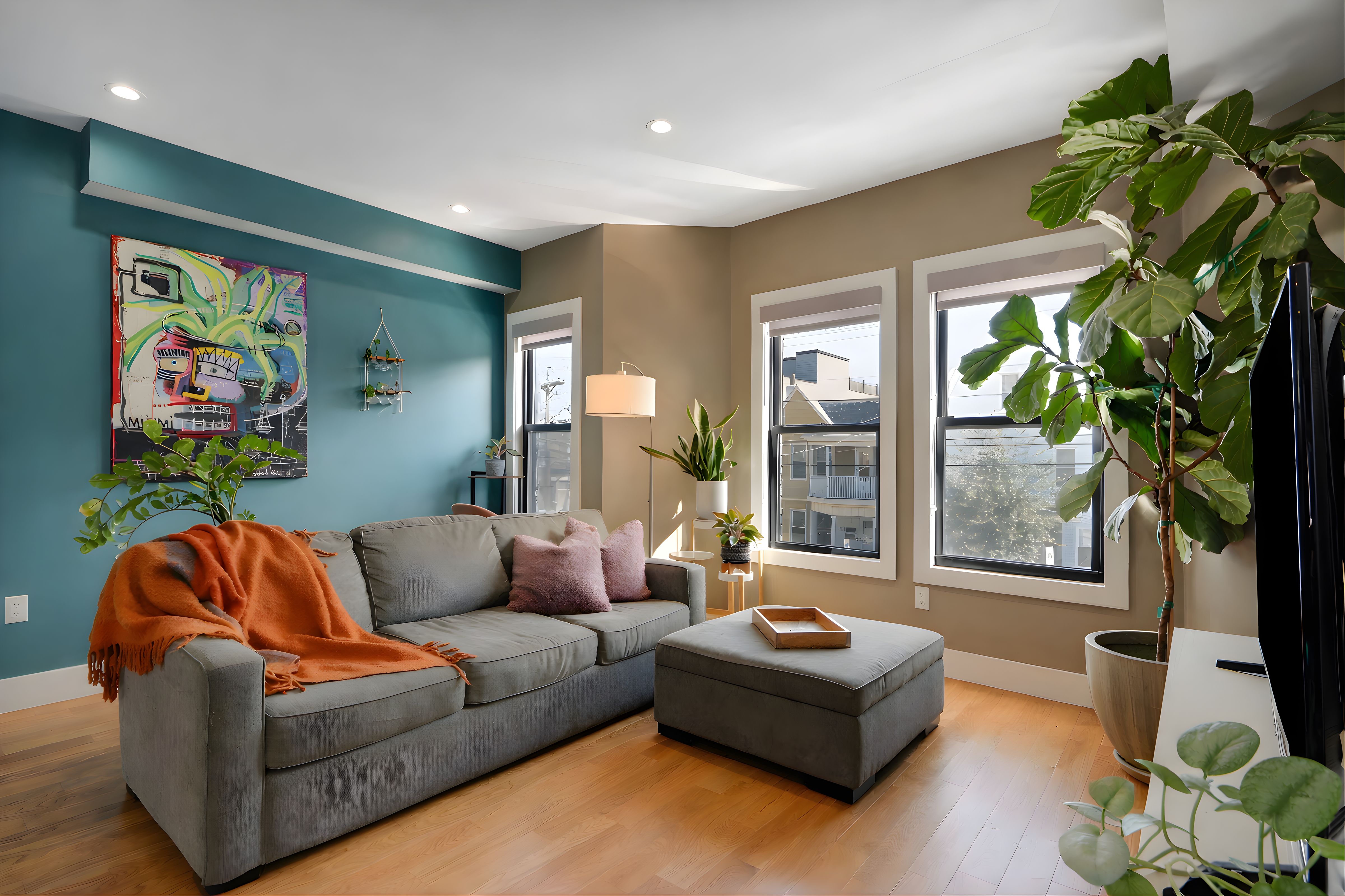 305 Arlington Avenue Unit 2