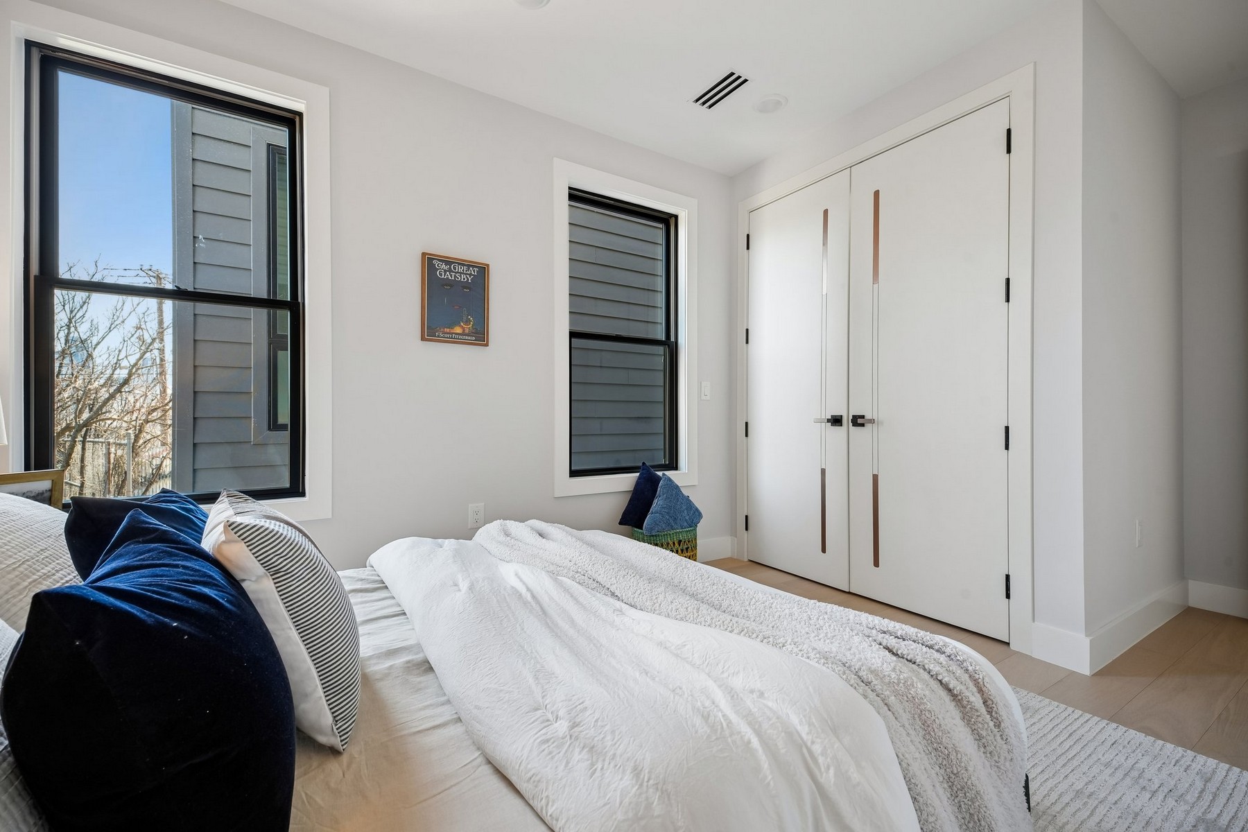 6 Elizabeth St Unit# 2