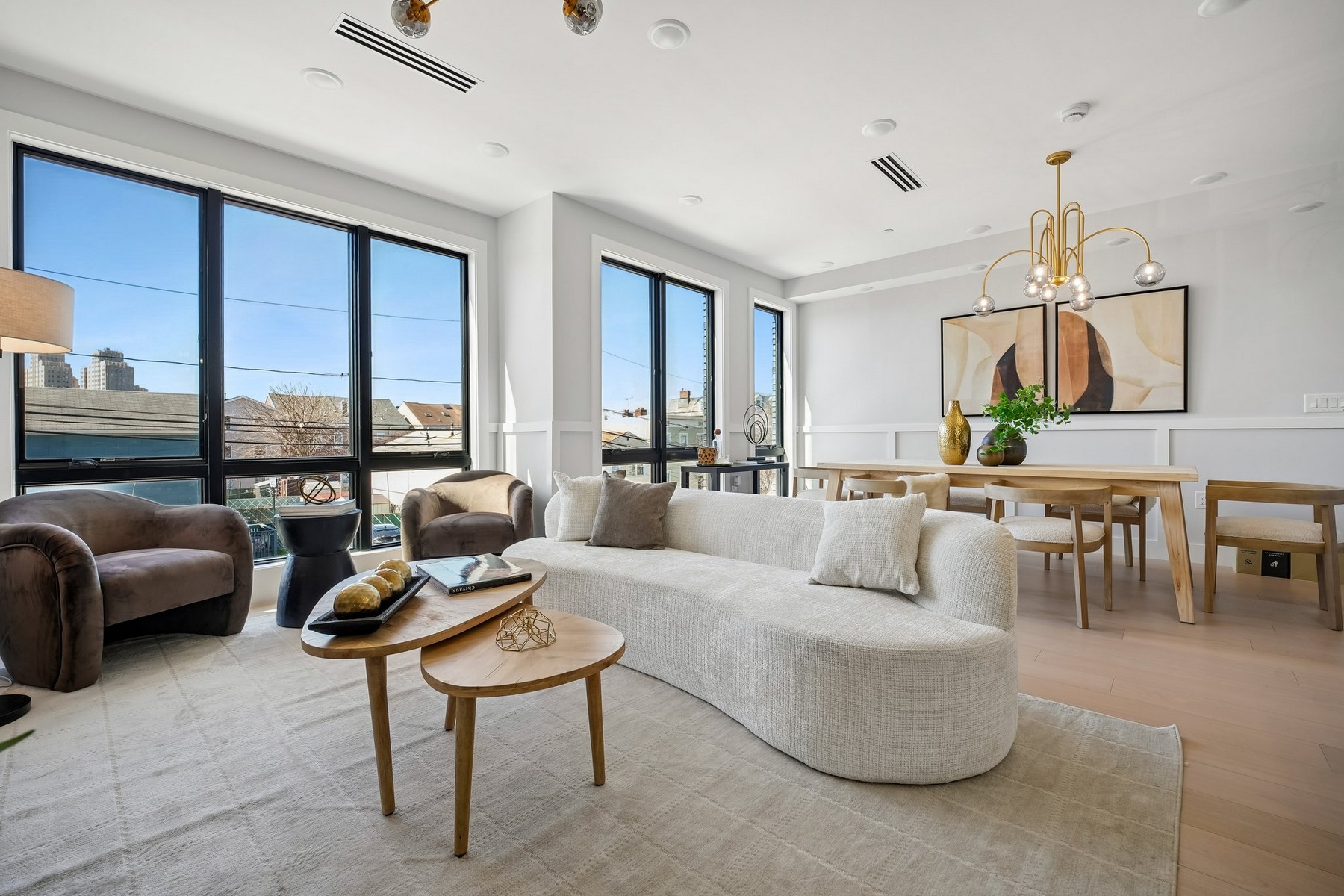 6 Elizabeth St Unit# 2