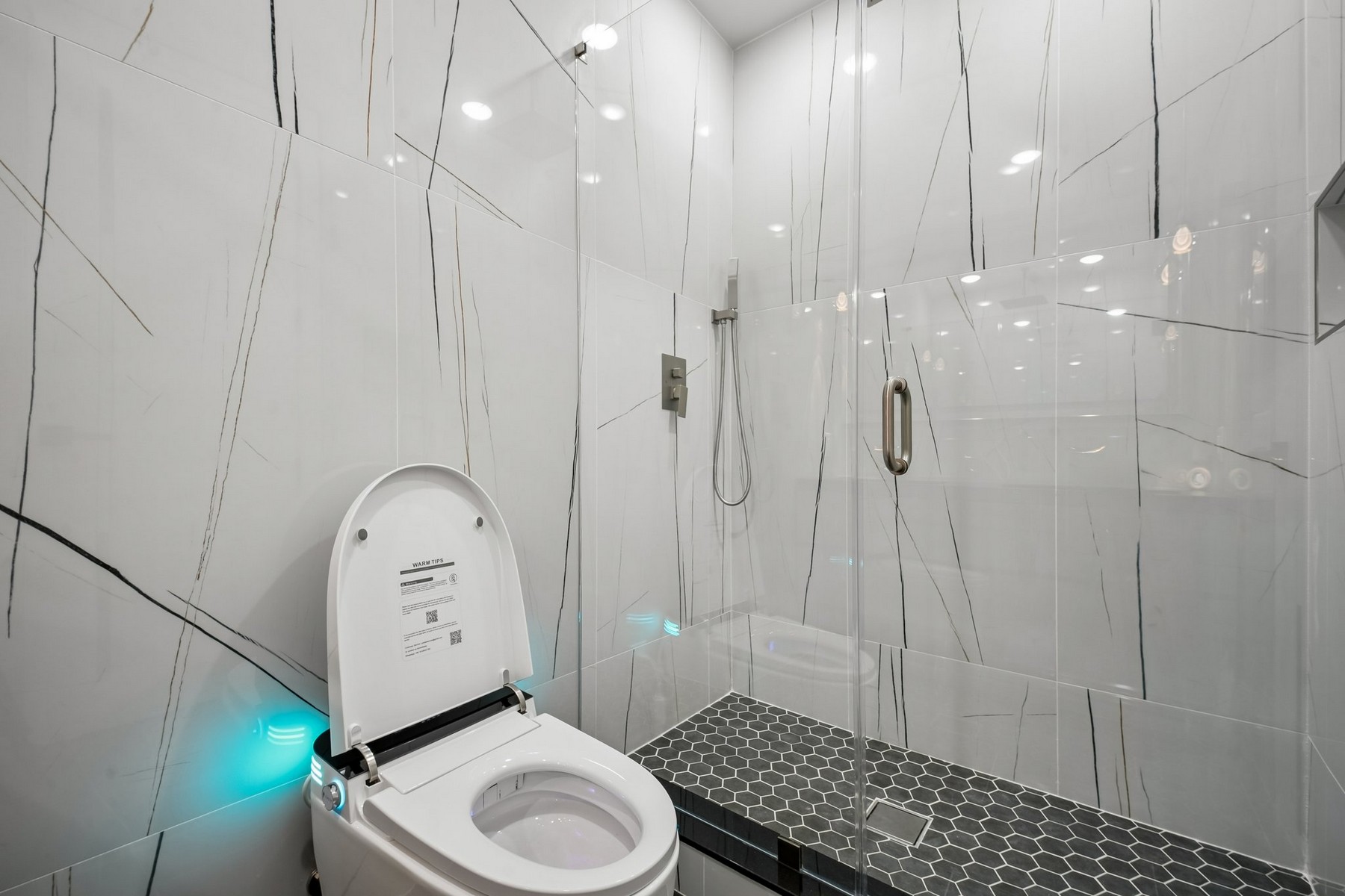 6 Elizabeth St Unit# 2