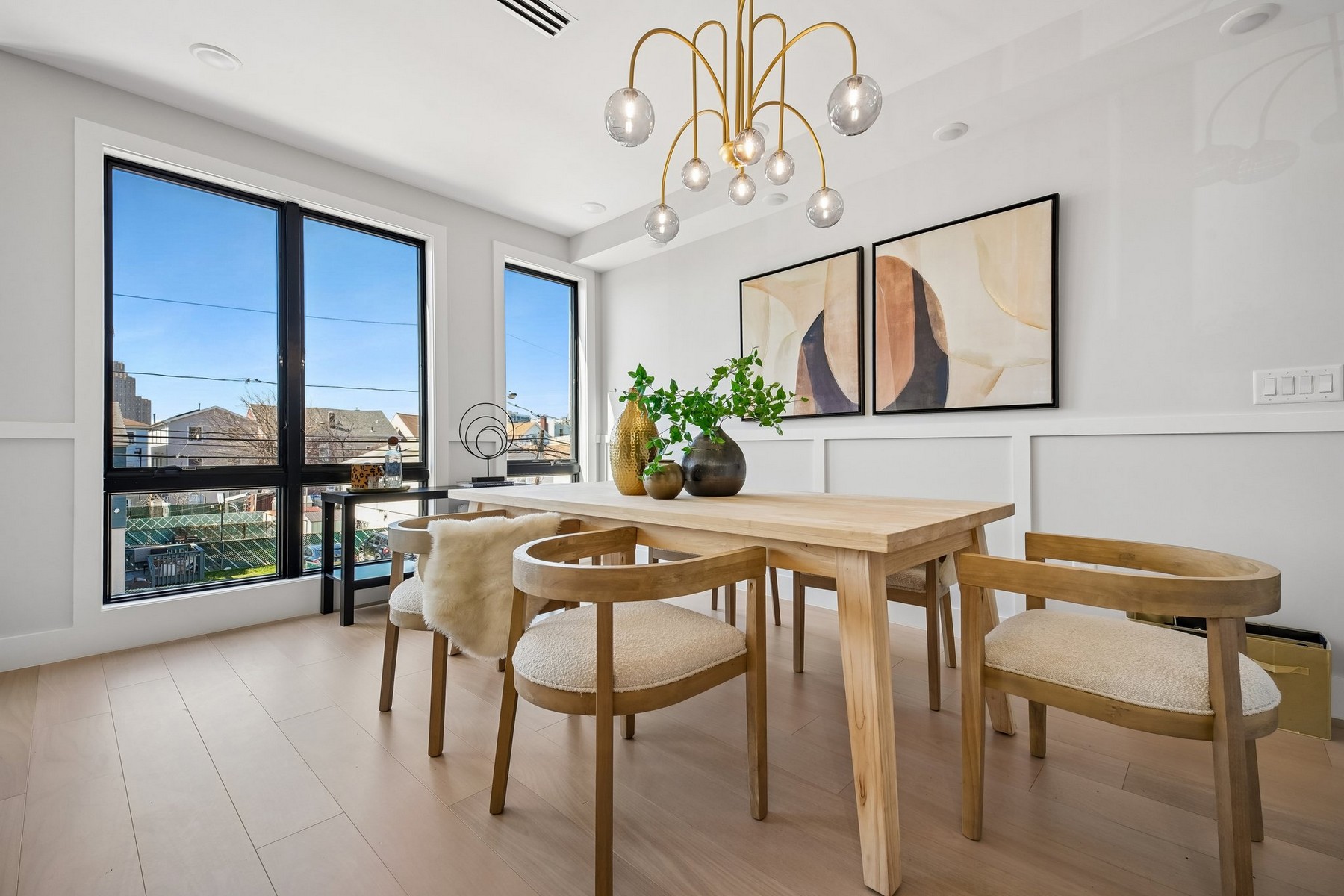 6 Elizabeth St Unit# 2