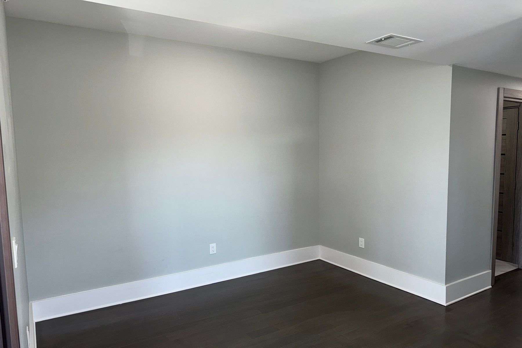 76 Corbin Ave Unit# 4