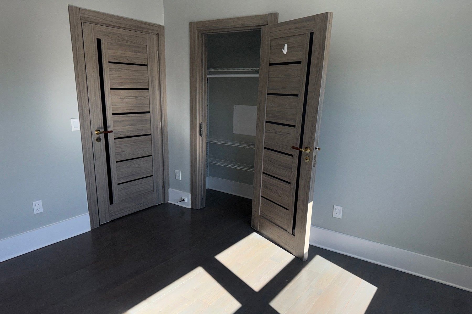 76 Corbin Ave Unit# 4