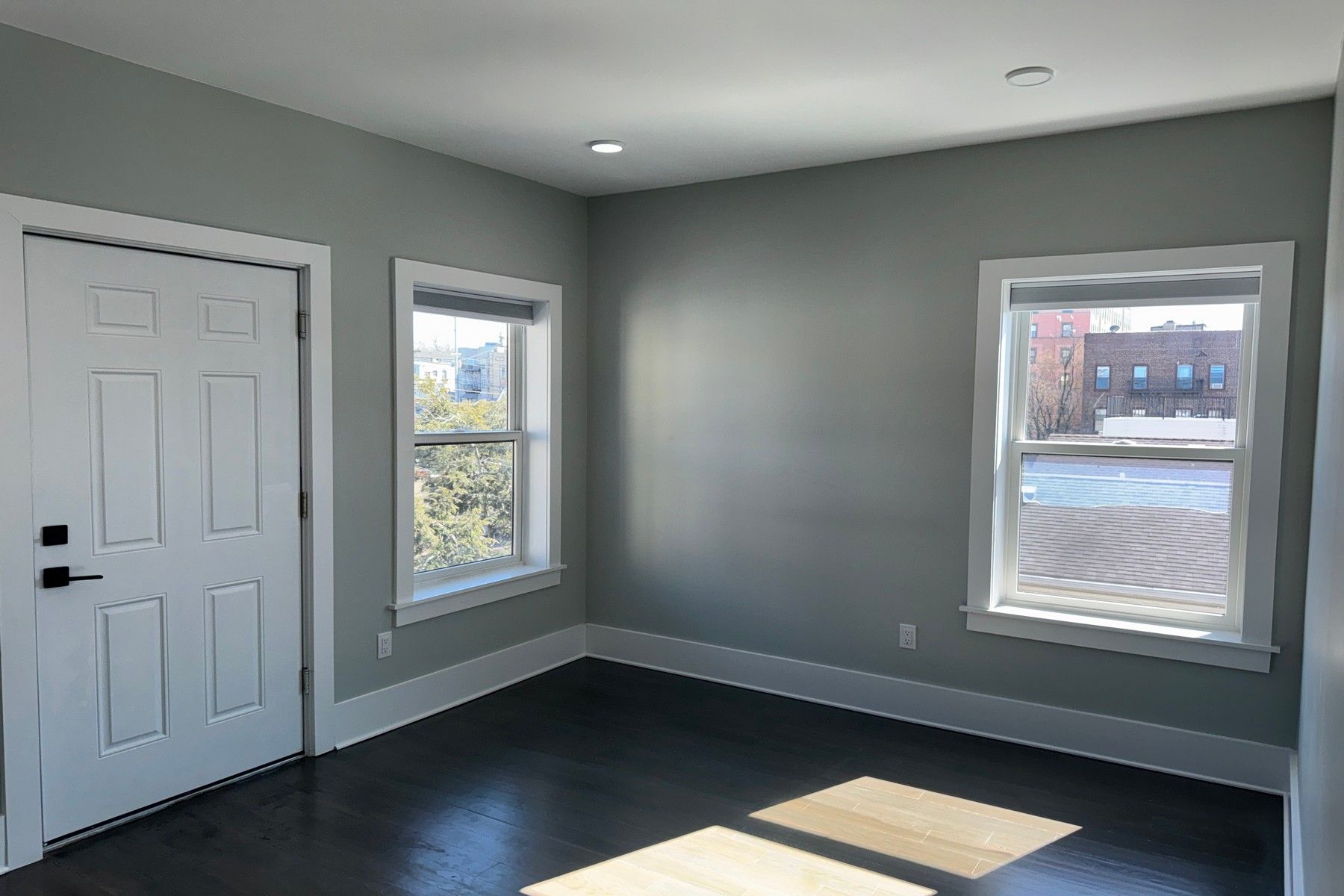 76 Corbin Ave Unit# 4