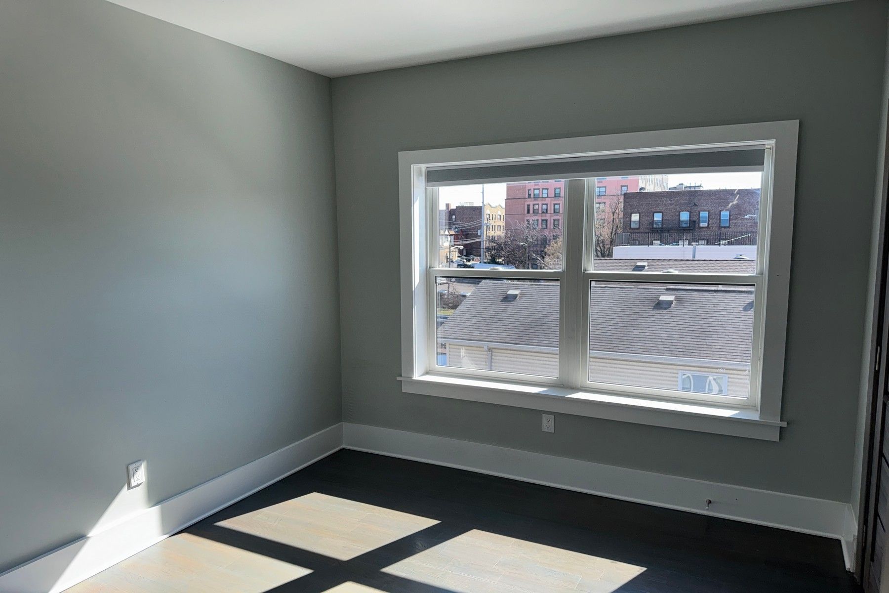 76 Corbin Ave Unit# 4