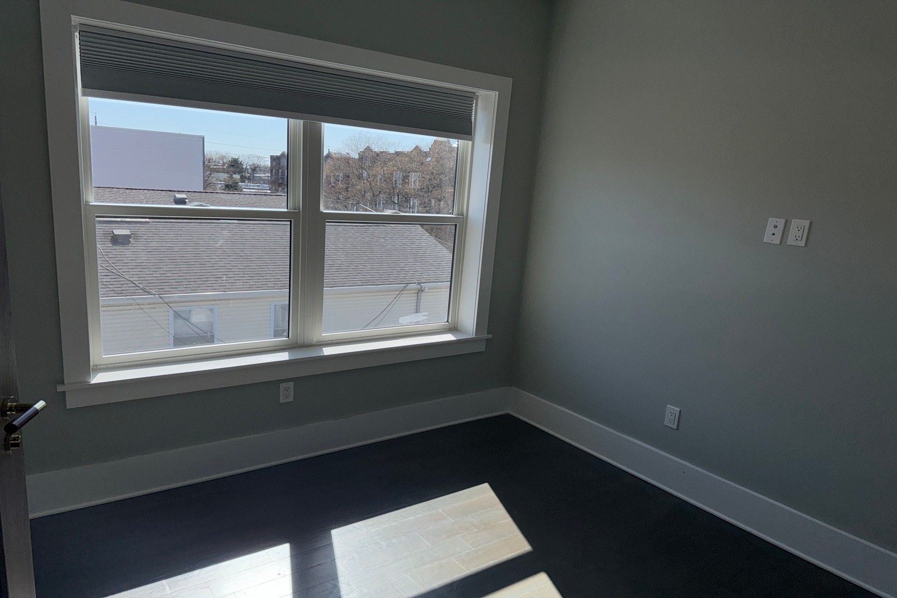 76 Corbin Ave Unit# 4