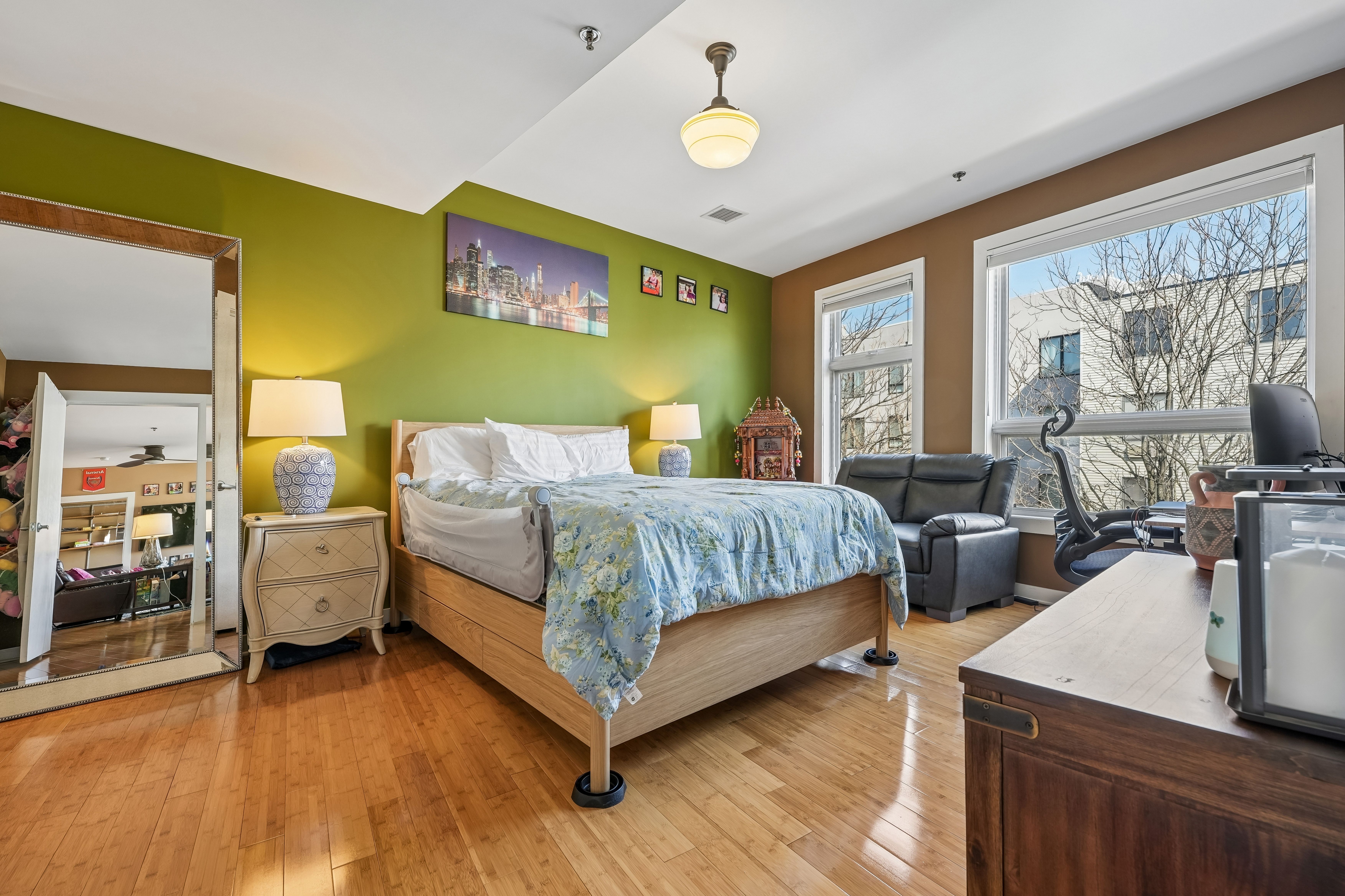 517 Jackson Street 403