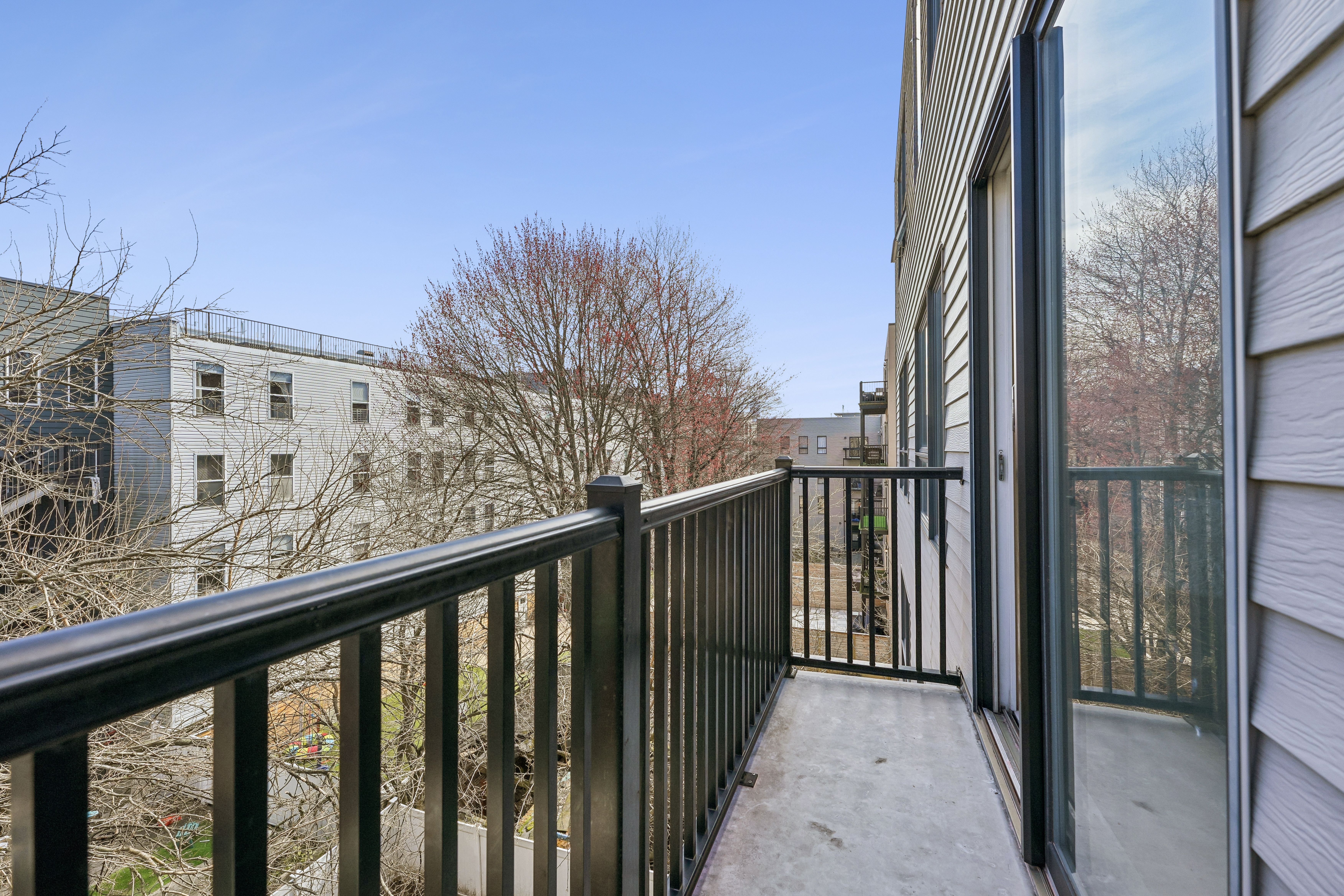 517 Jackson Street 403