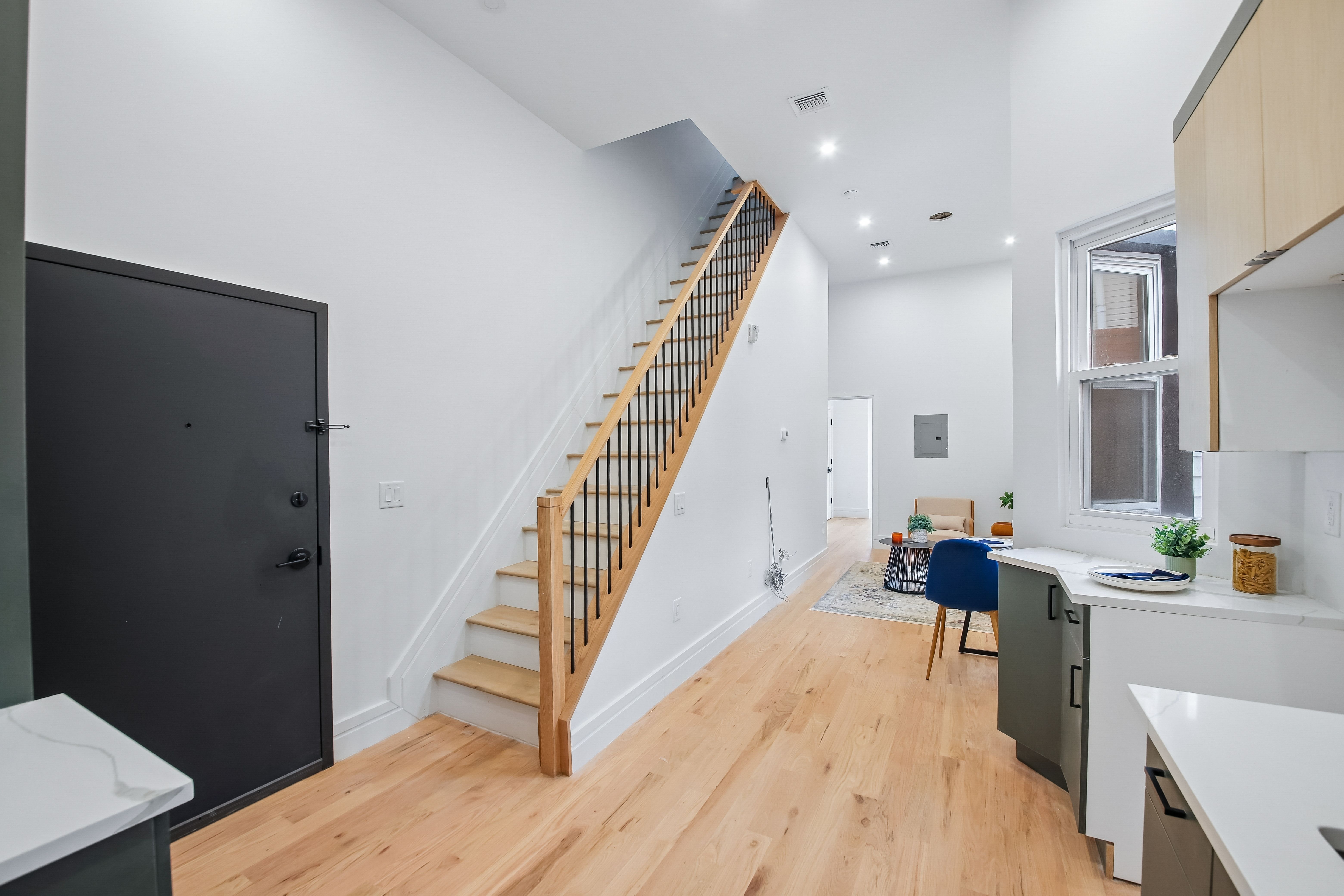 113 Lincoln Street, unit 2L 
