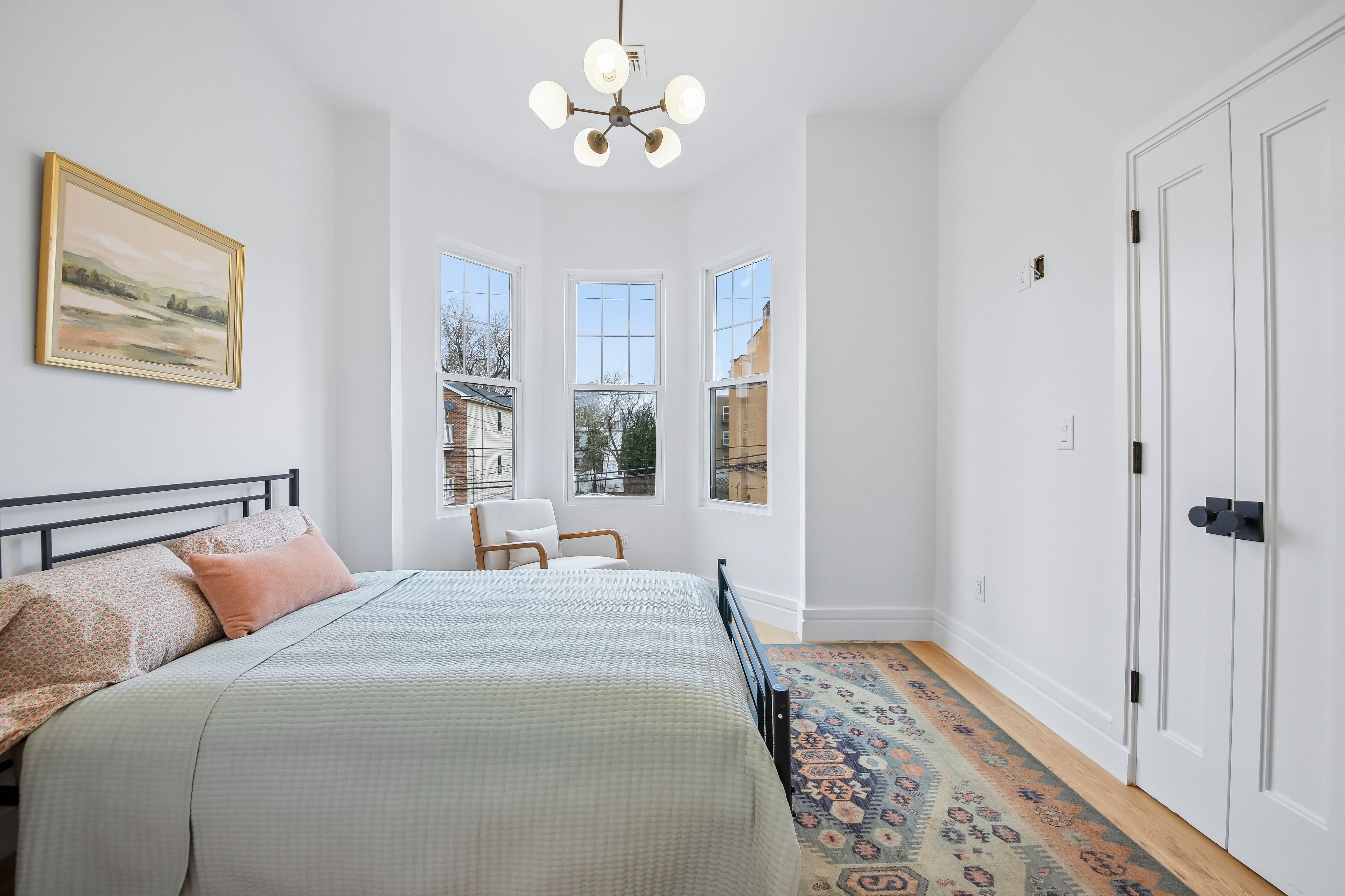 113 Lincoln Street, unit 2L 