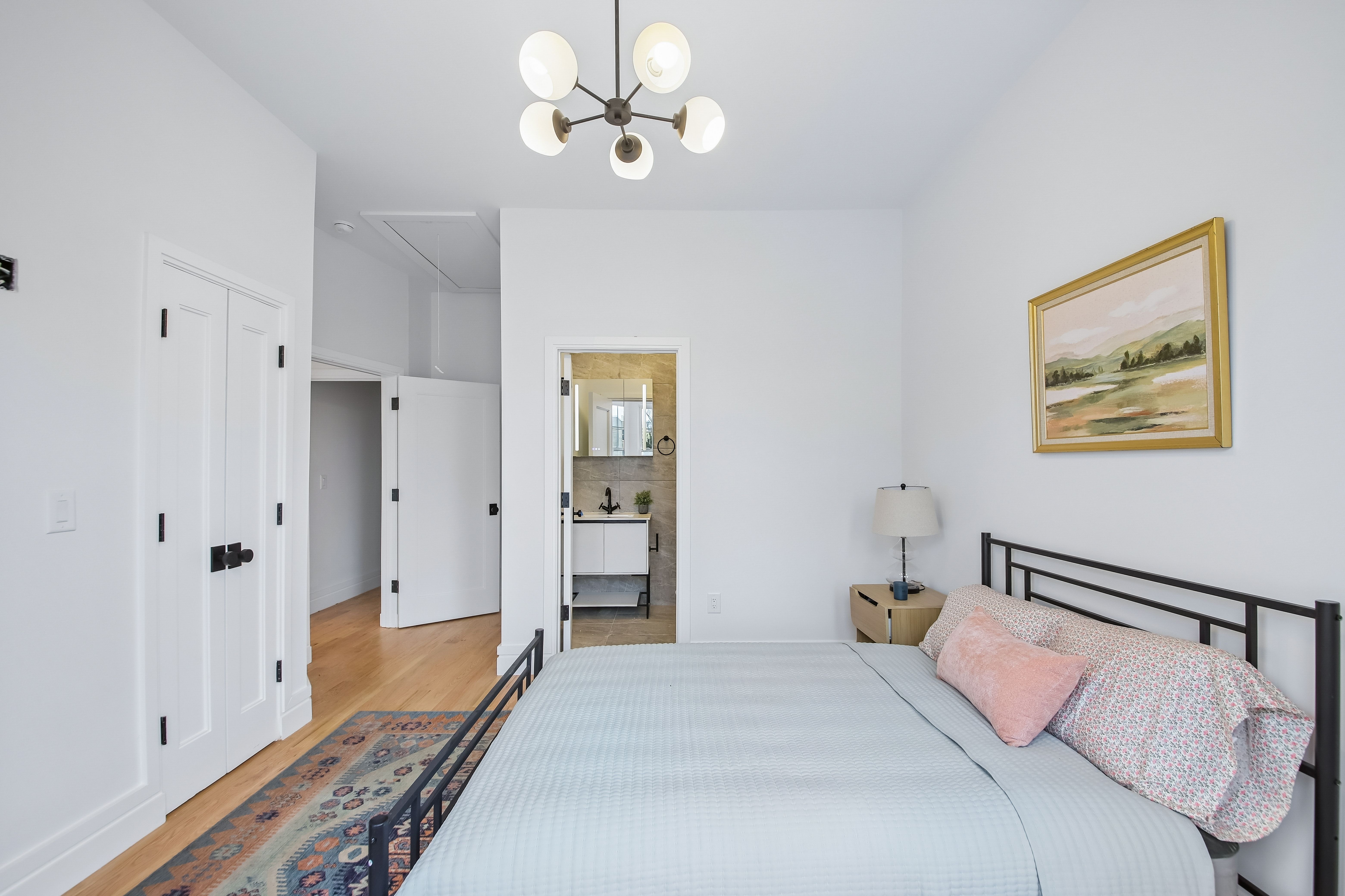 113 Lincoln Street, unit 2L 