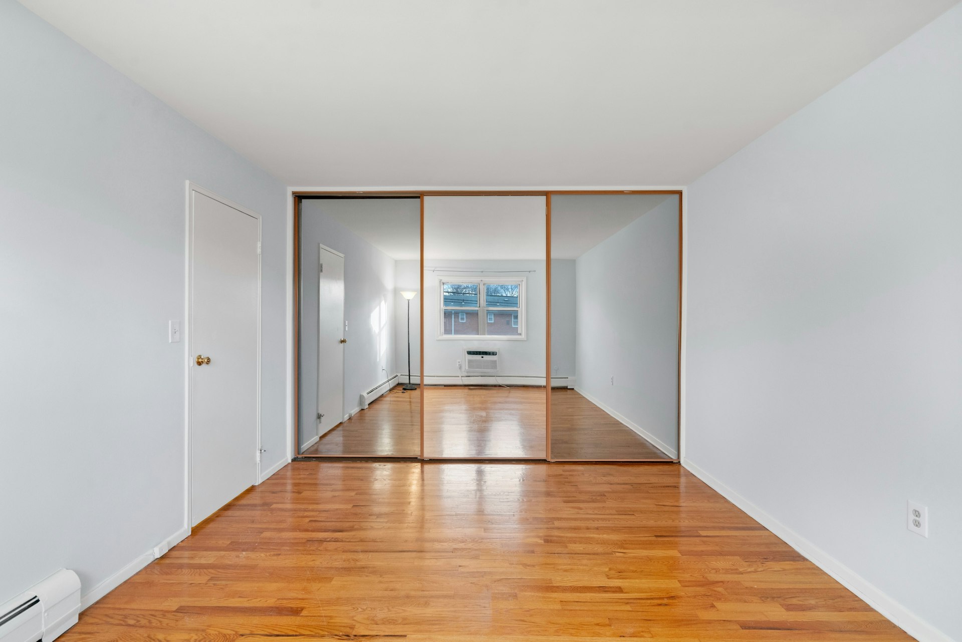 37 Knox Terrace #2B 
