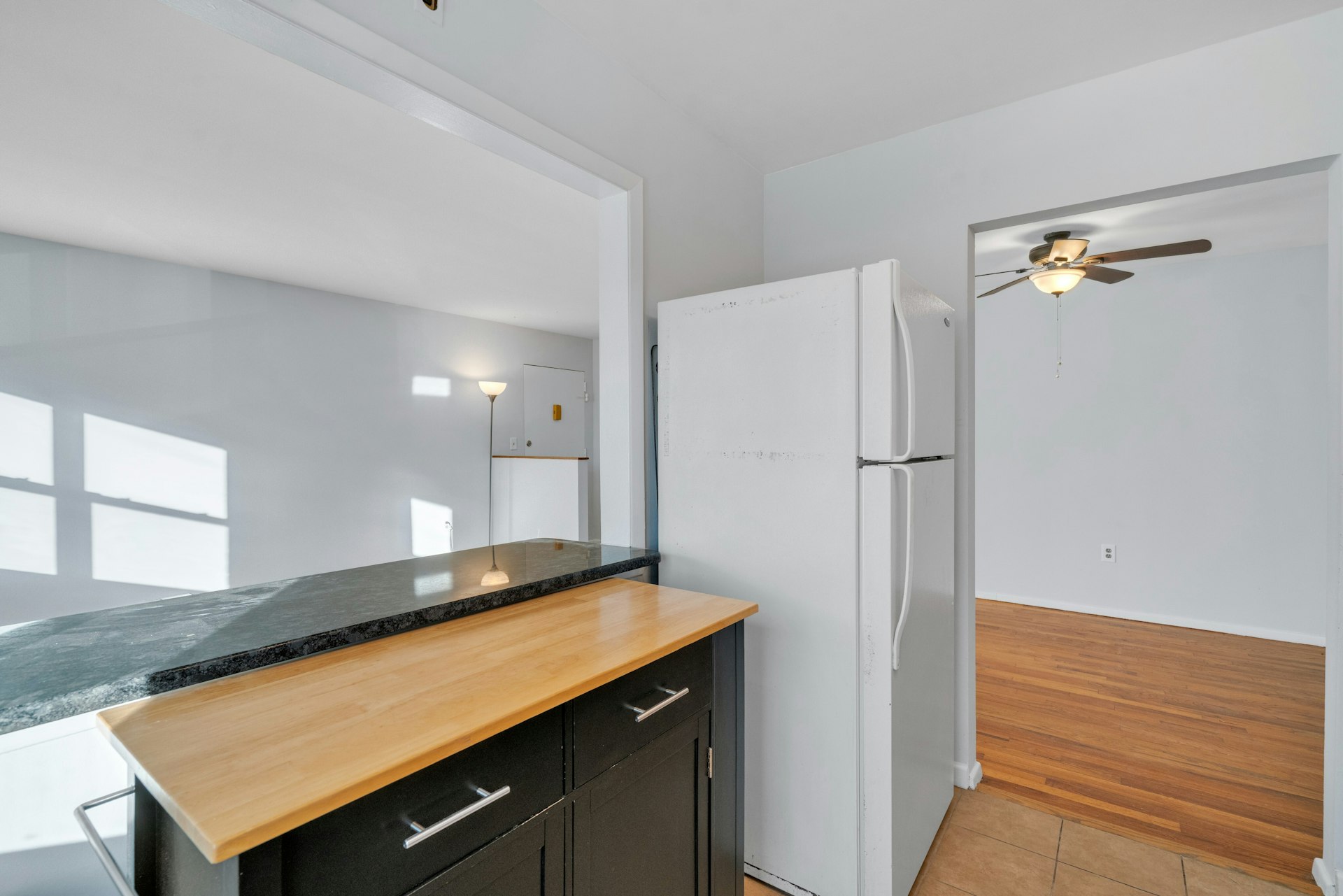 37 Knox Terrace #2B 
