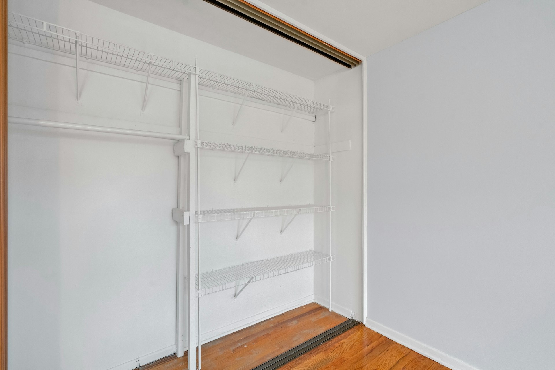 37 Knox Terrace #2B 