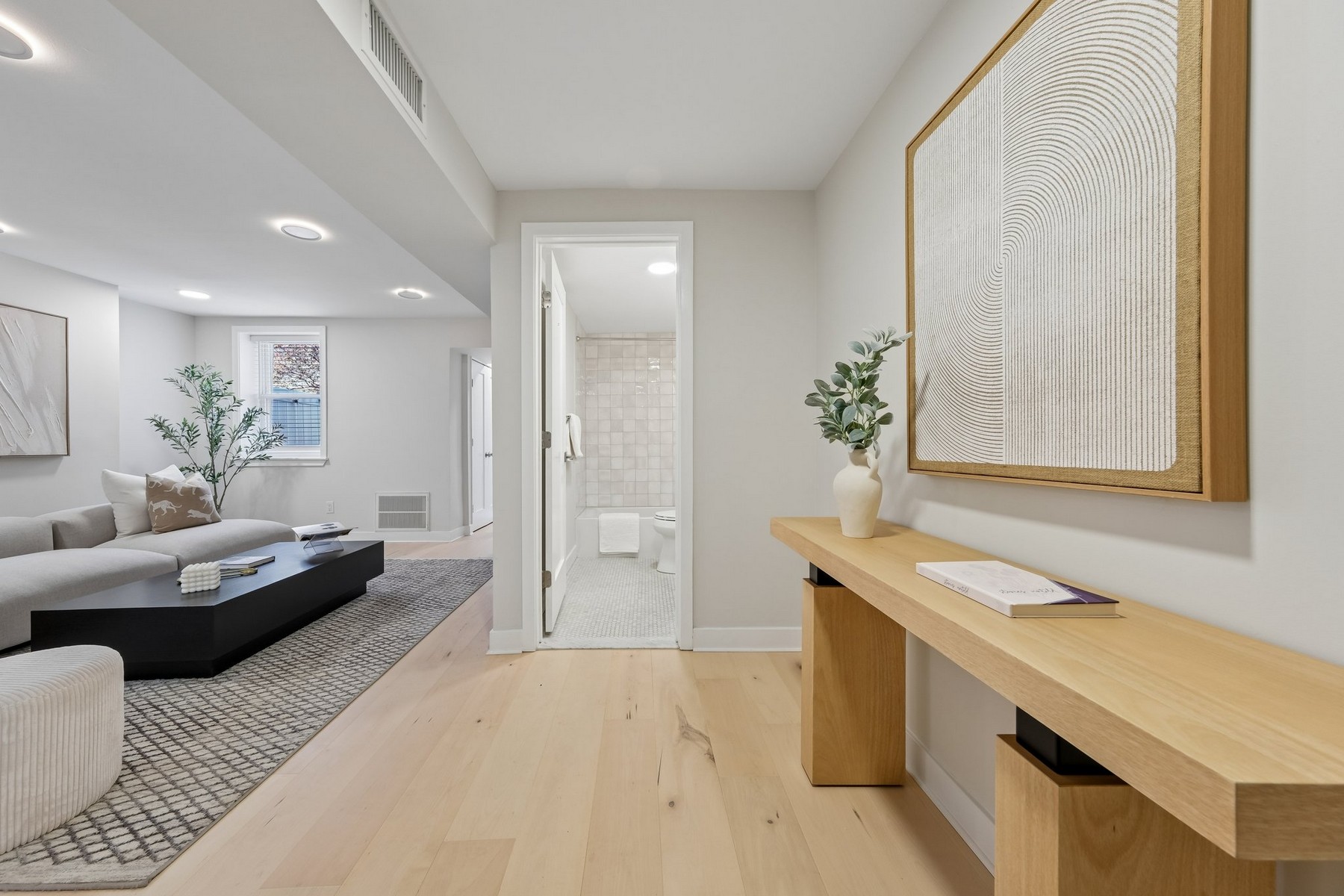 435 Jersey Avenue, unit 1 