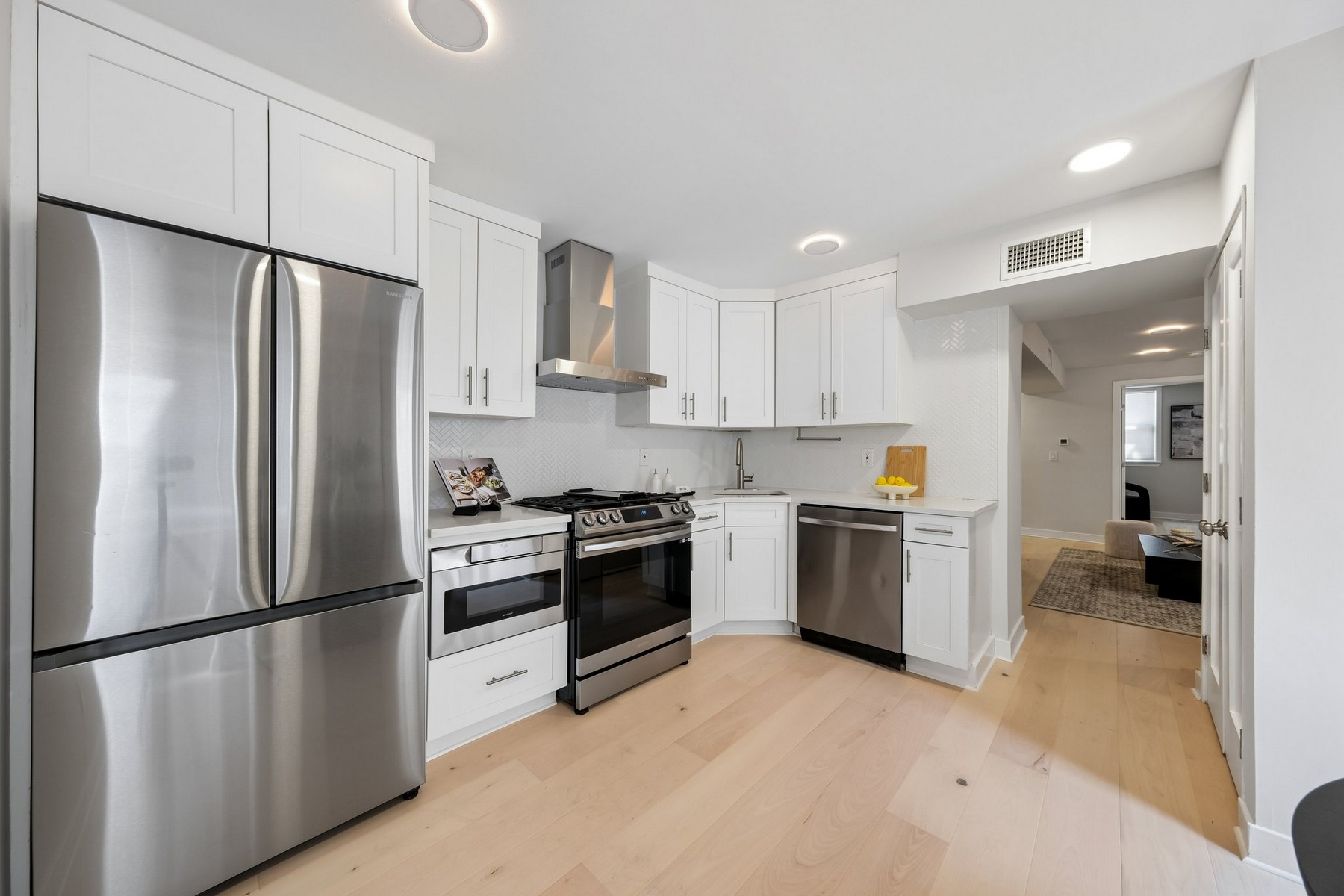 435 Jersey Avenue, unit 1 