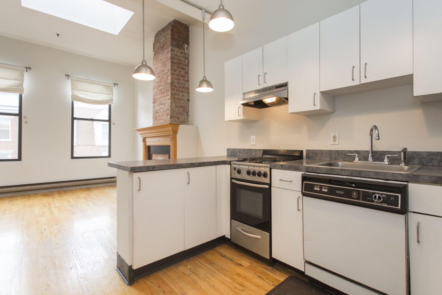 509 Monroe Street, unit 4R 