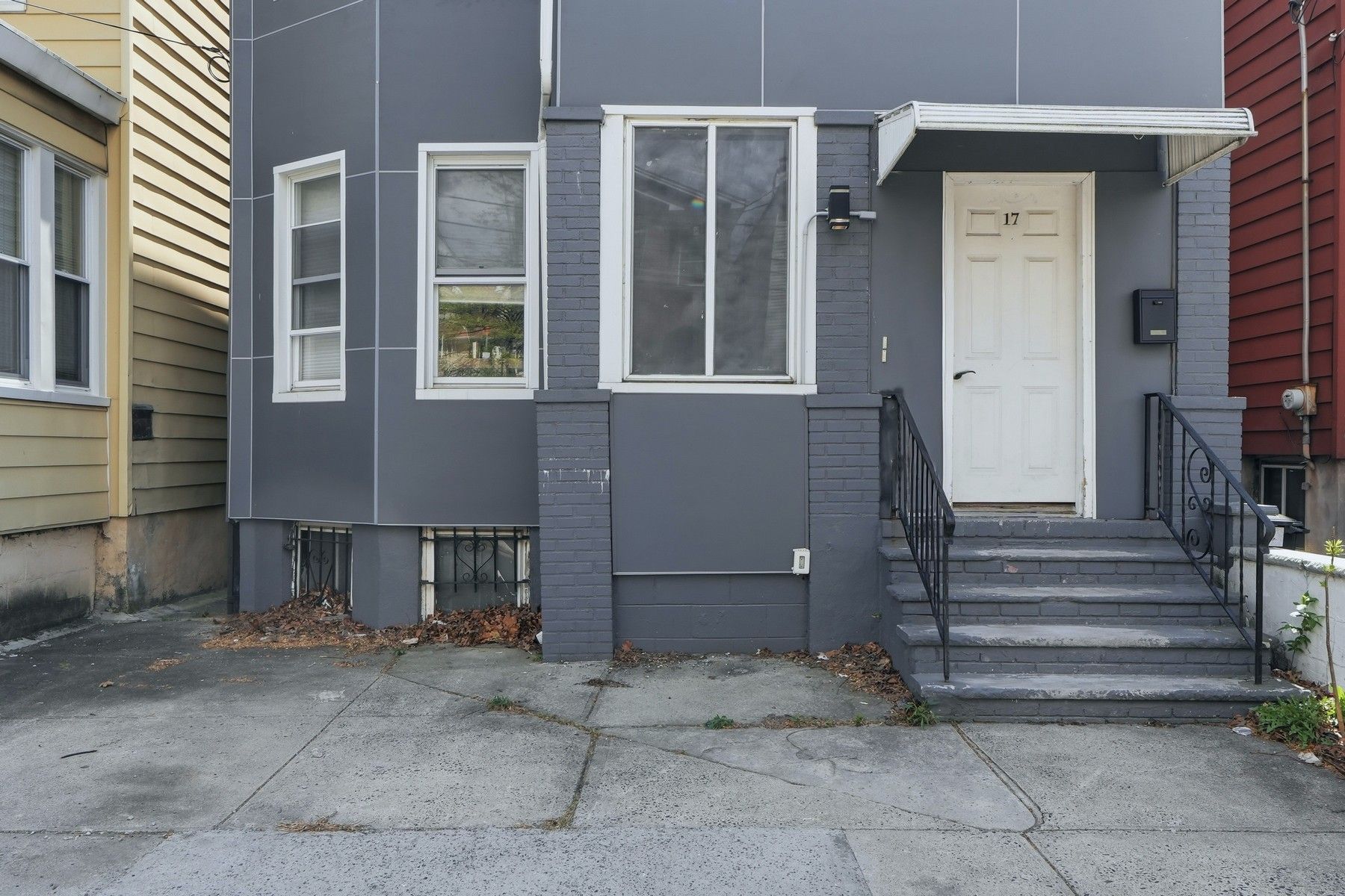 17 Troy Street #2
