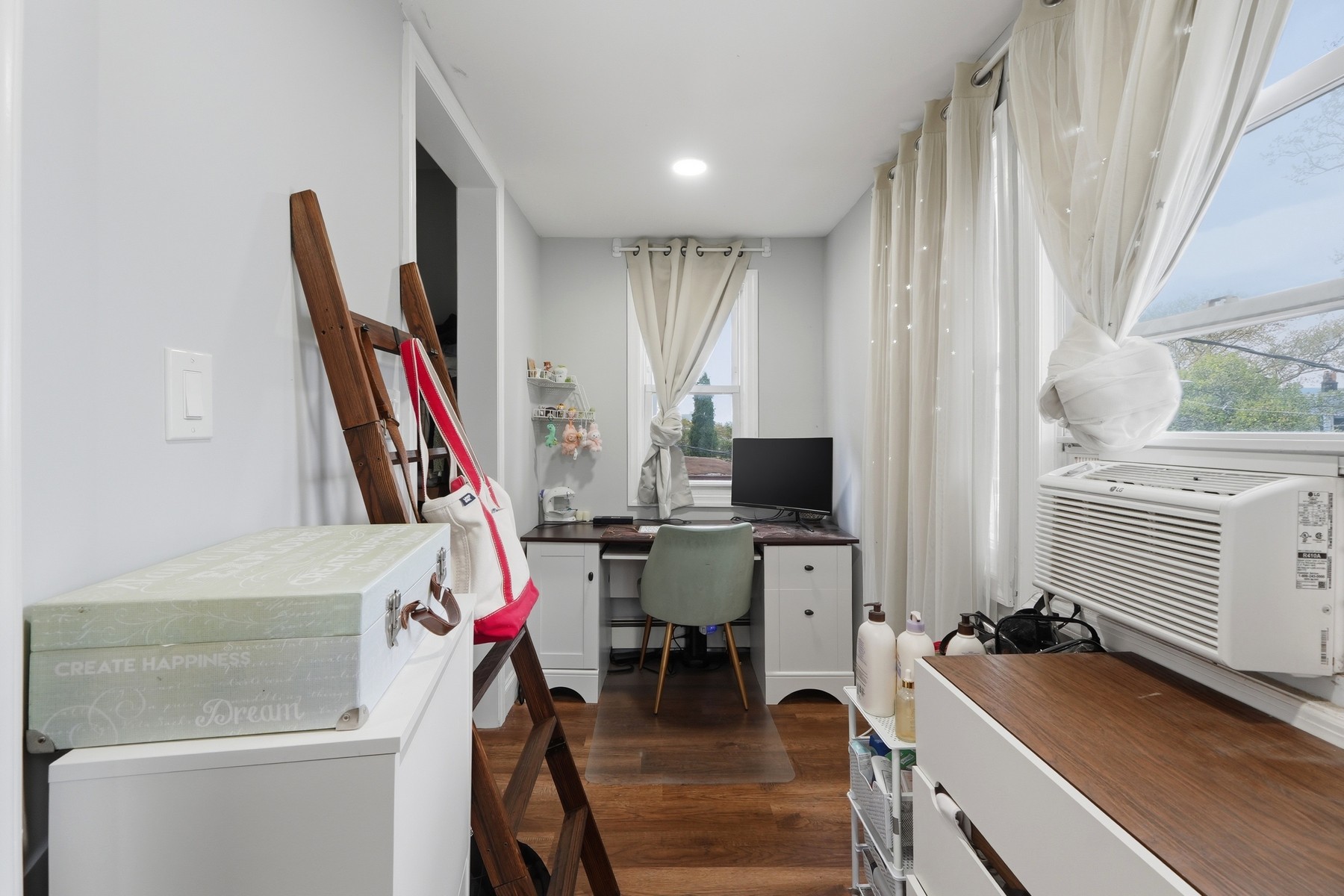 17 Troy Street #2
