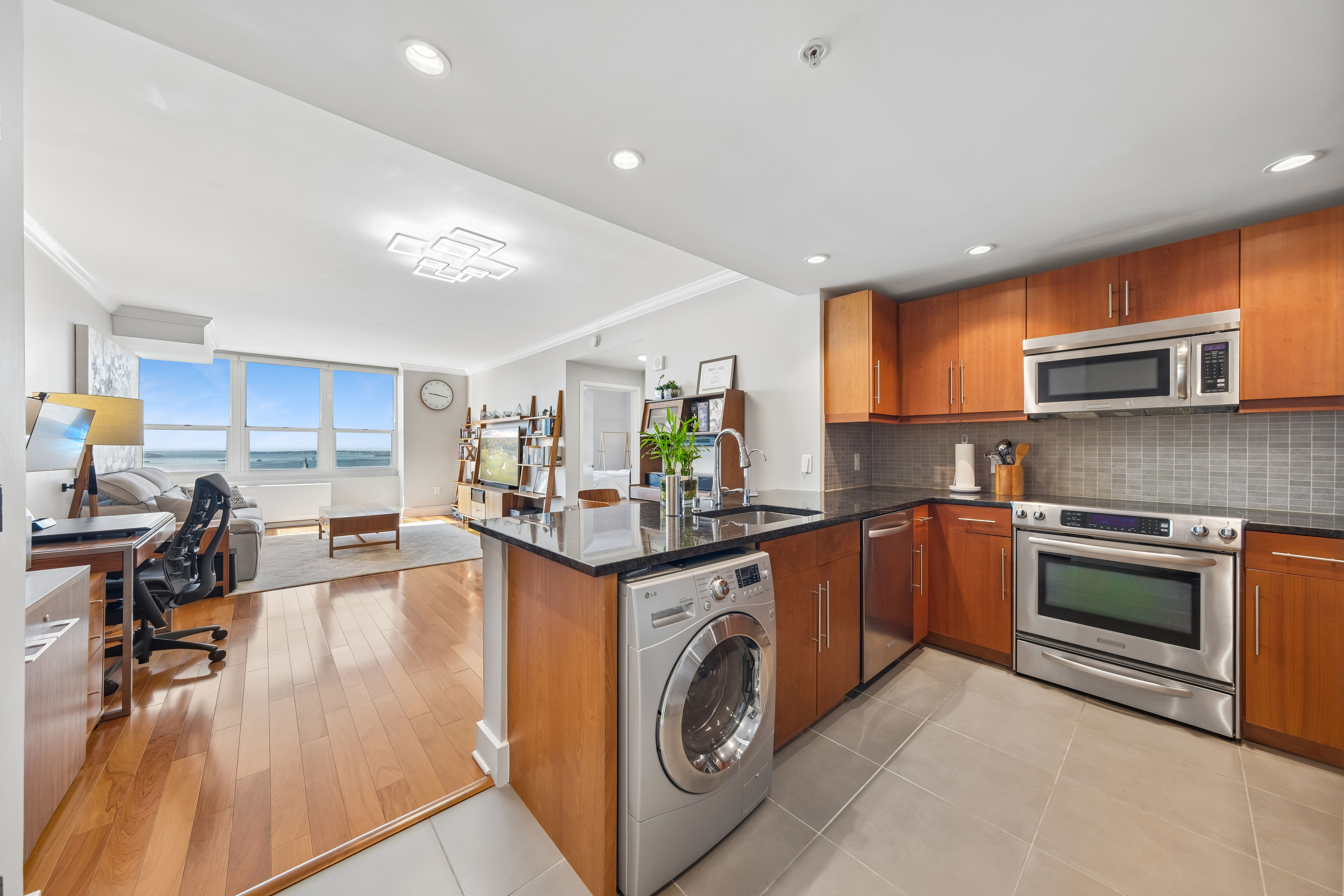 88 Morgan Street  #PH3-5 