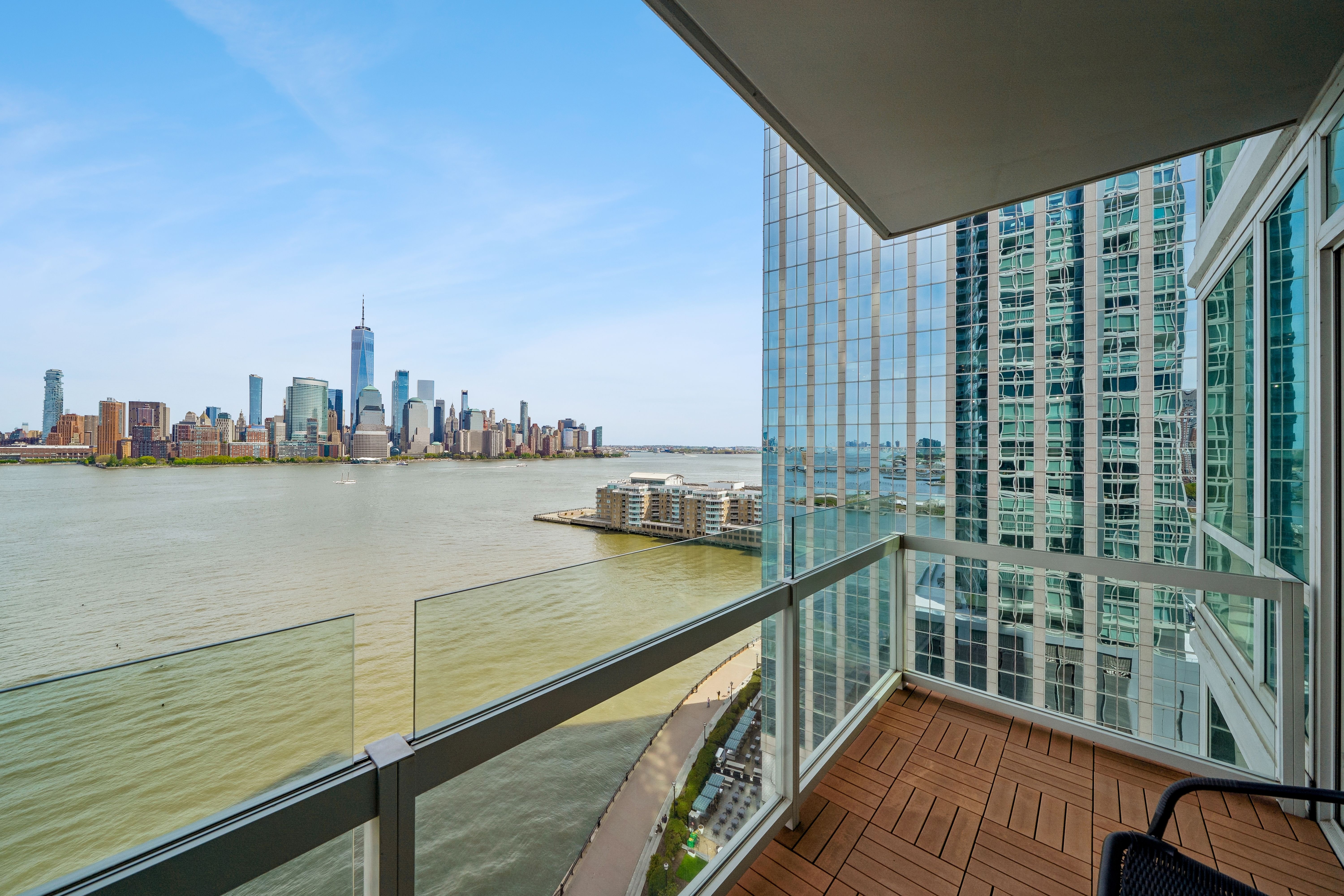2 2nd Street 1605 