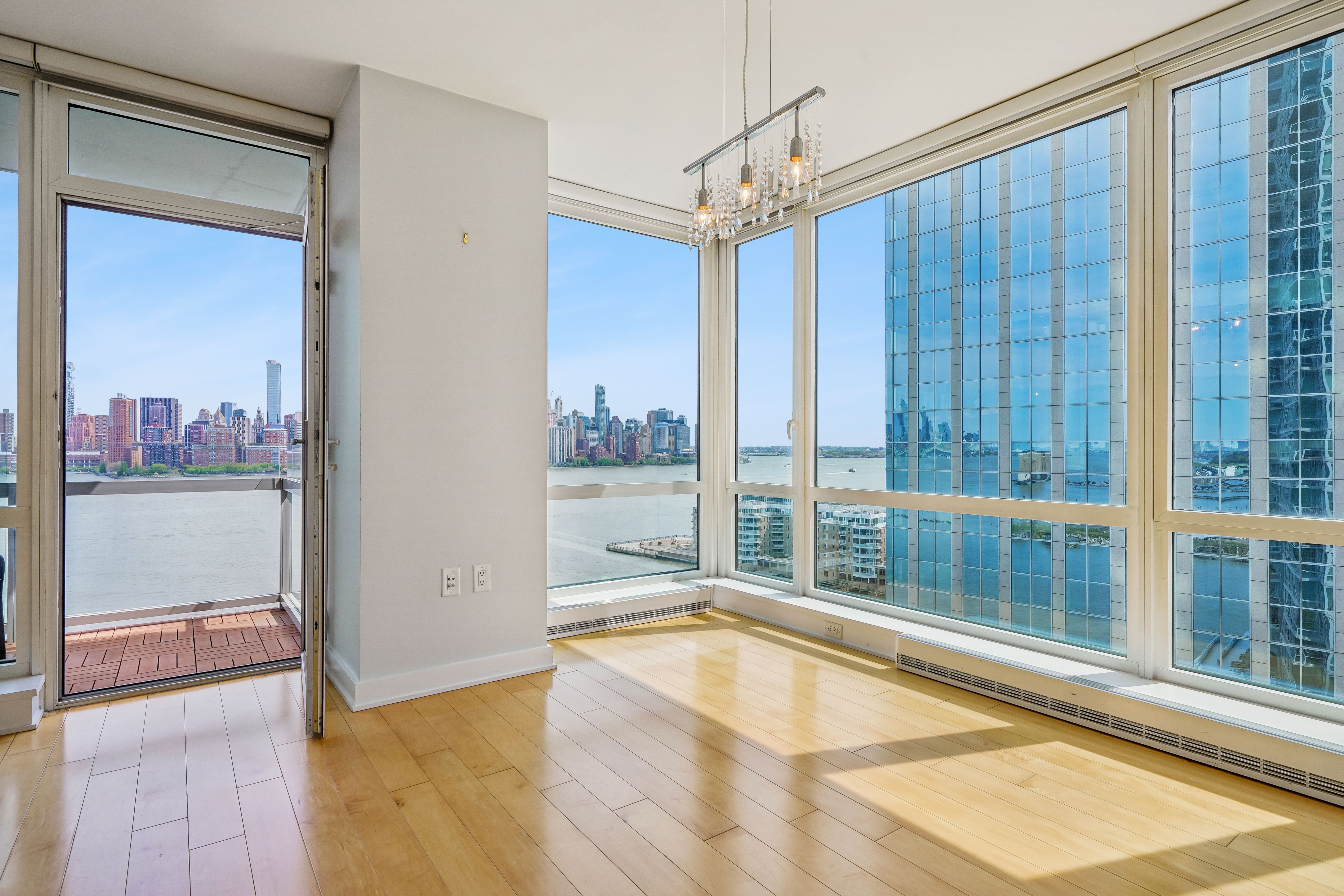 2 2nd Street 1605 