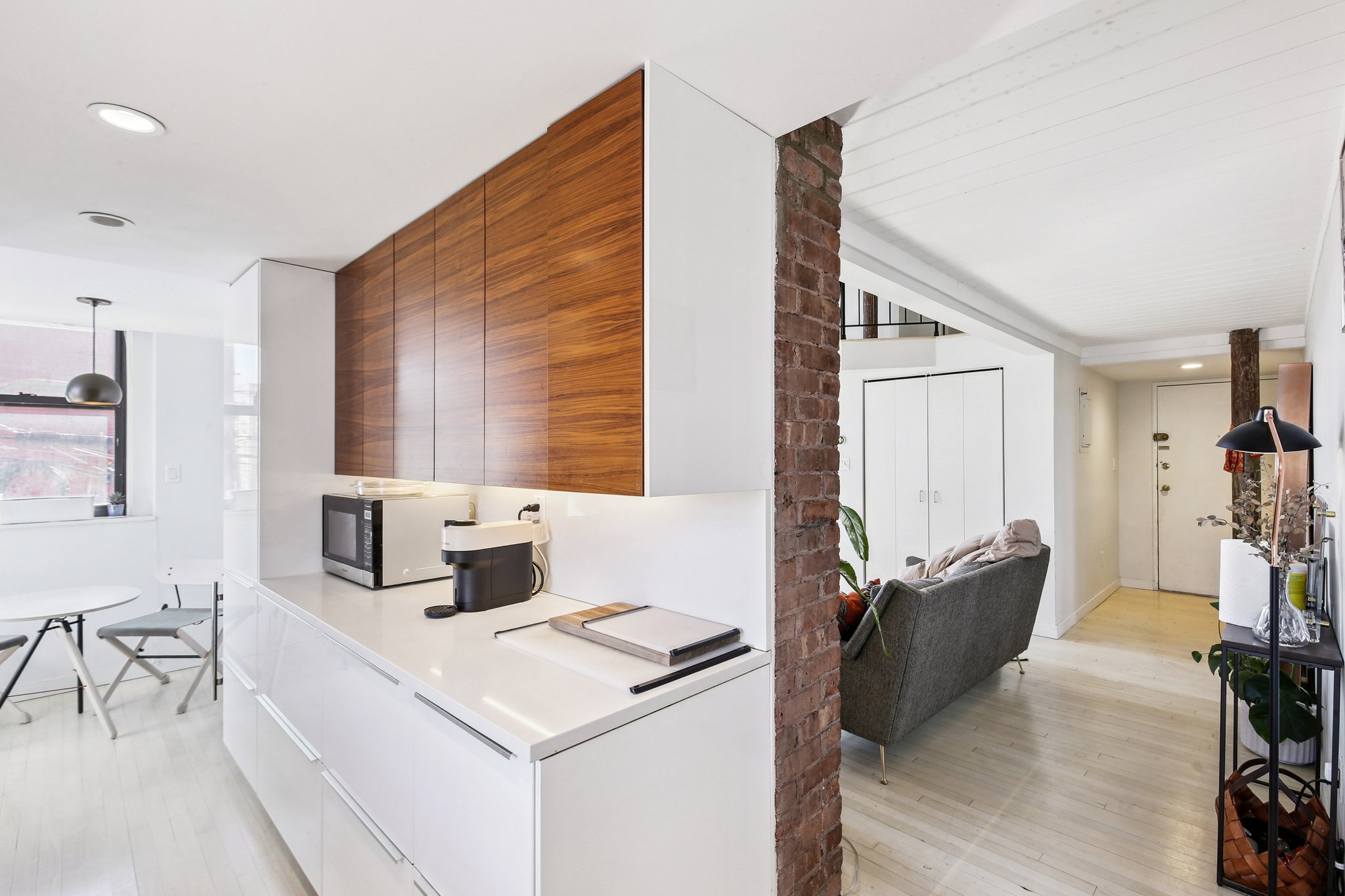 464 Central Ave Unit# 206