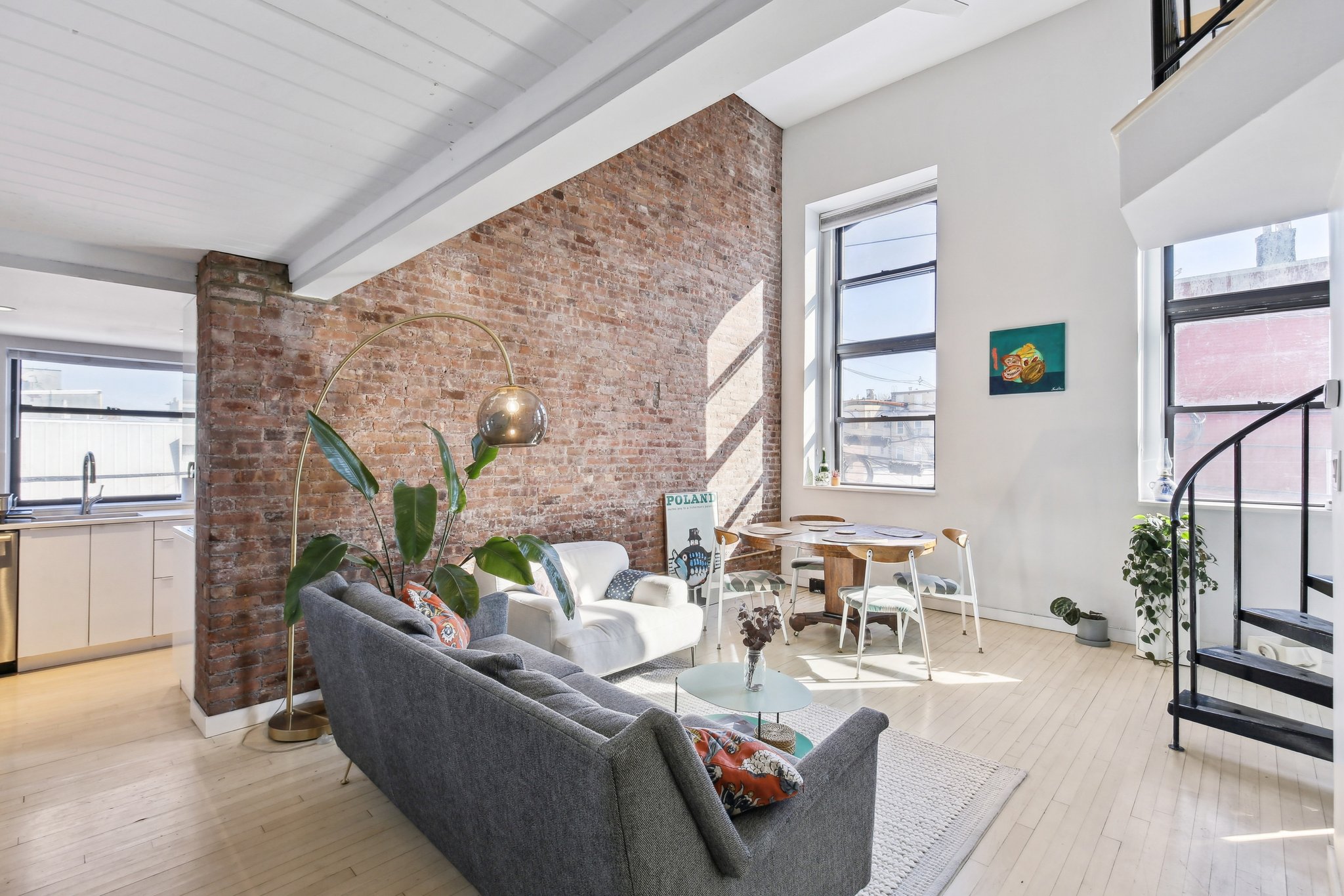 464 Central Ave Unit# 206